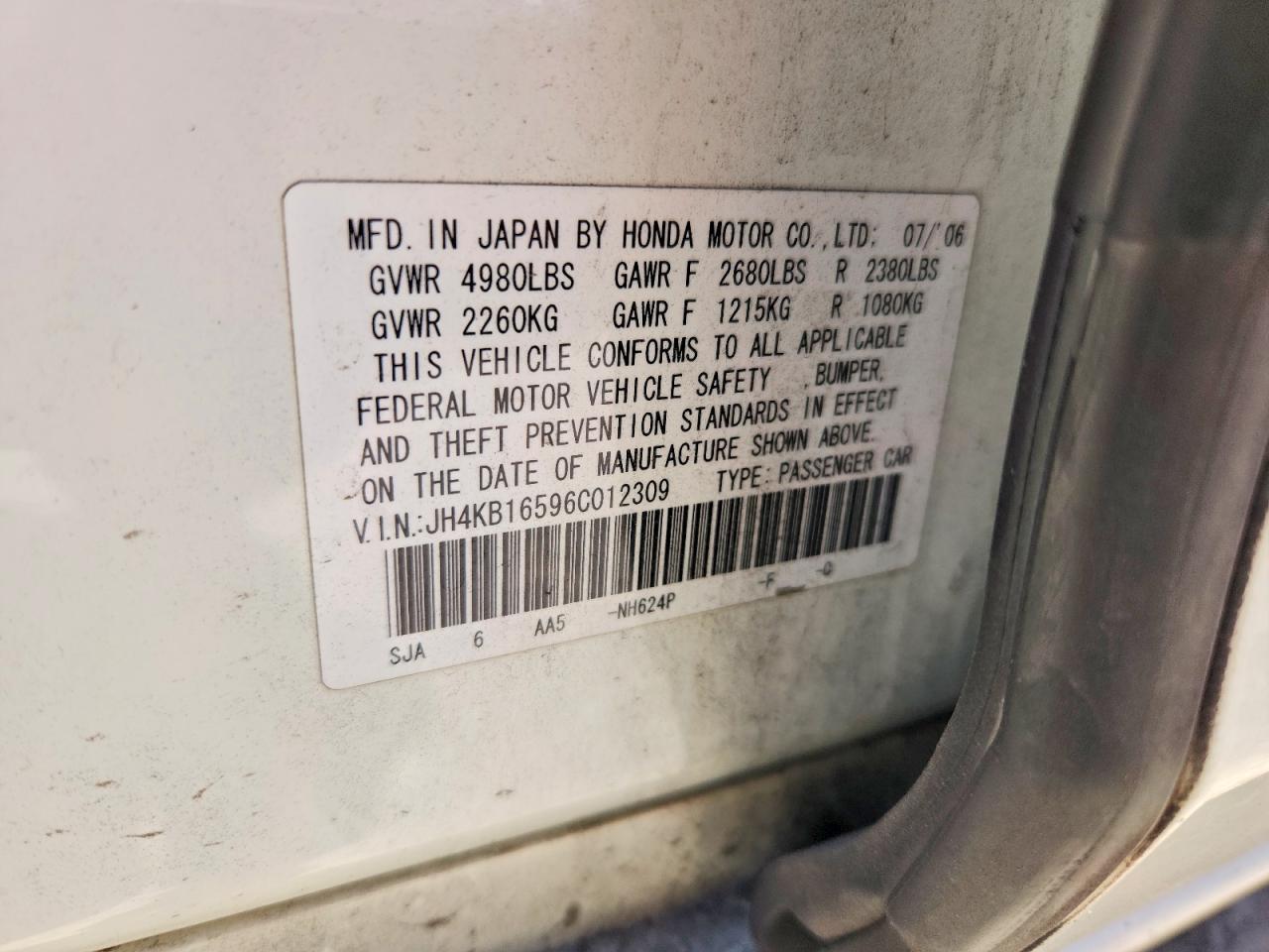 2006 Acura Rl White vin: JH4KB16596C012309
