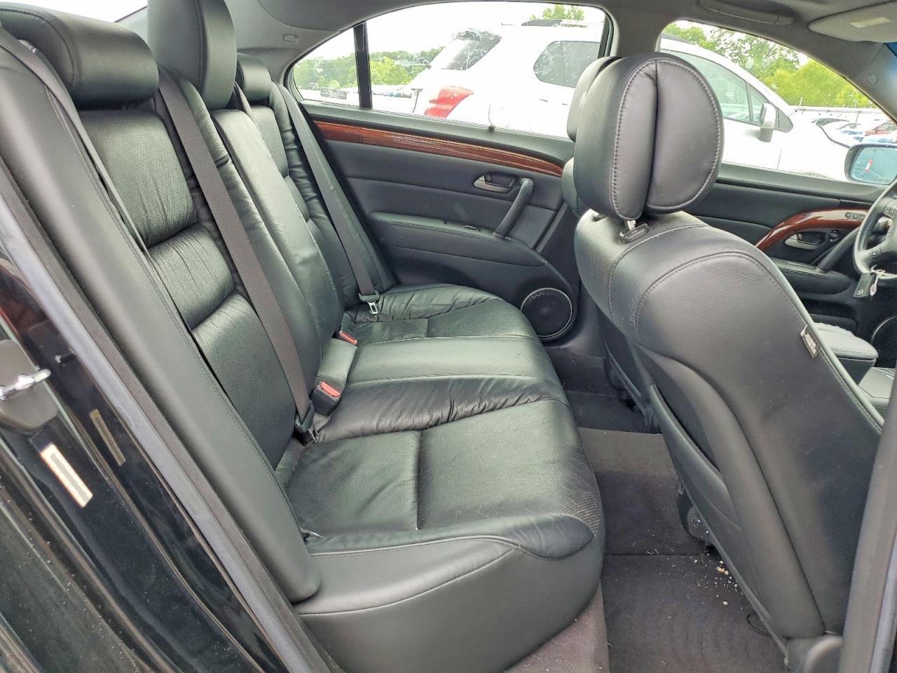 2007 Acura Rl Black vin: JH4KB16607C001421