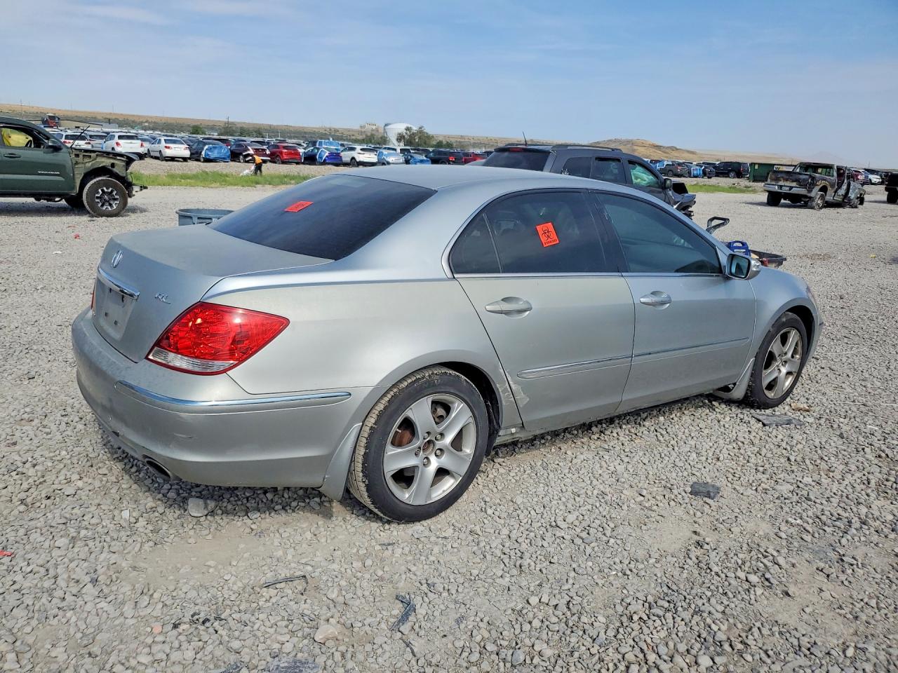 2008 Acura Rl Gray vin: JH4KB16618C002272