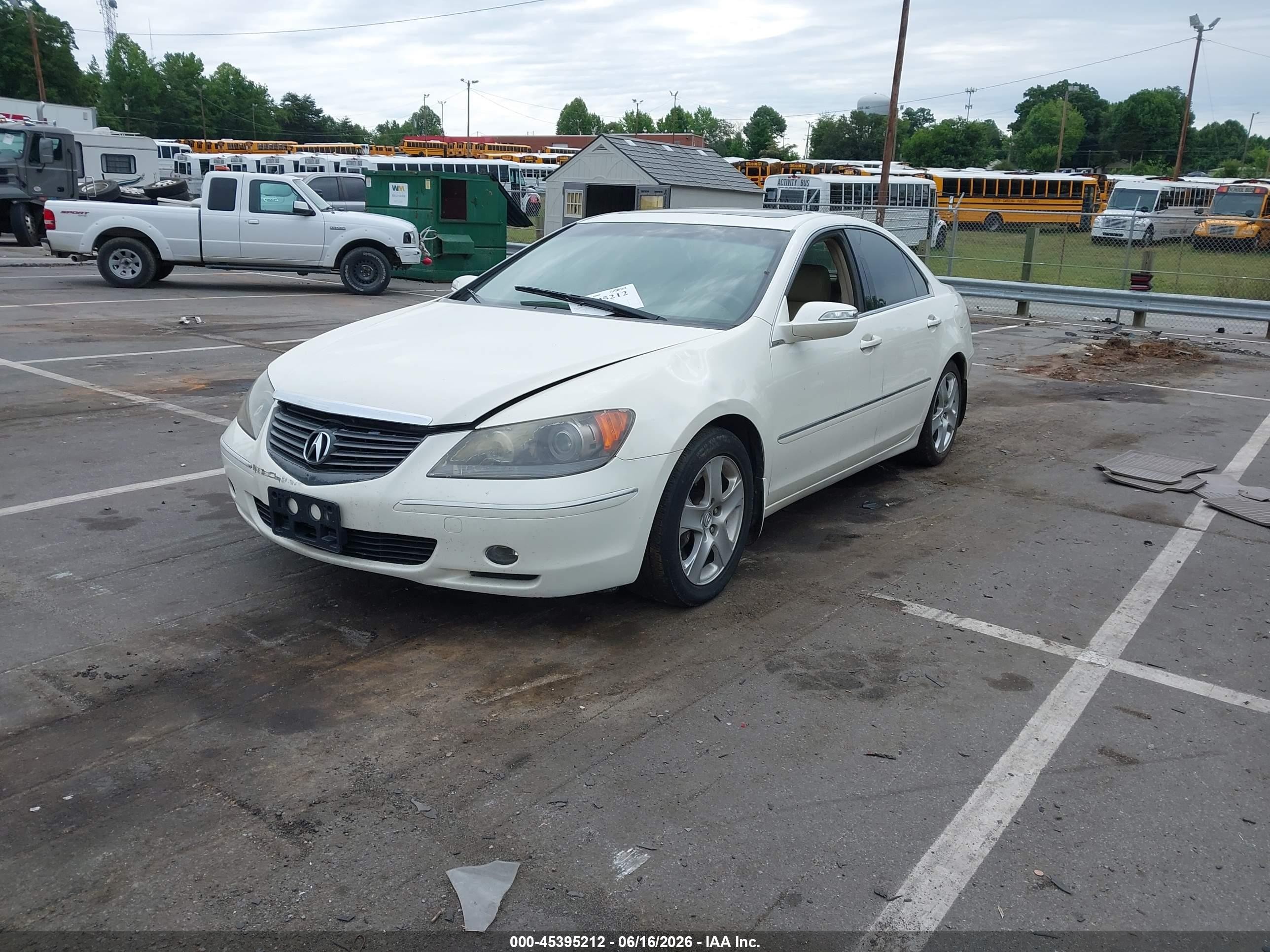 2008 Acura Rl 3.5 White vin: JH4KB16638C001950