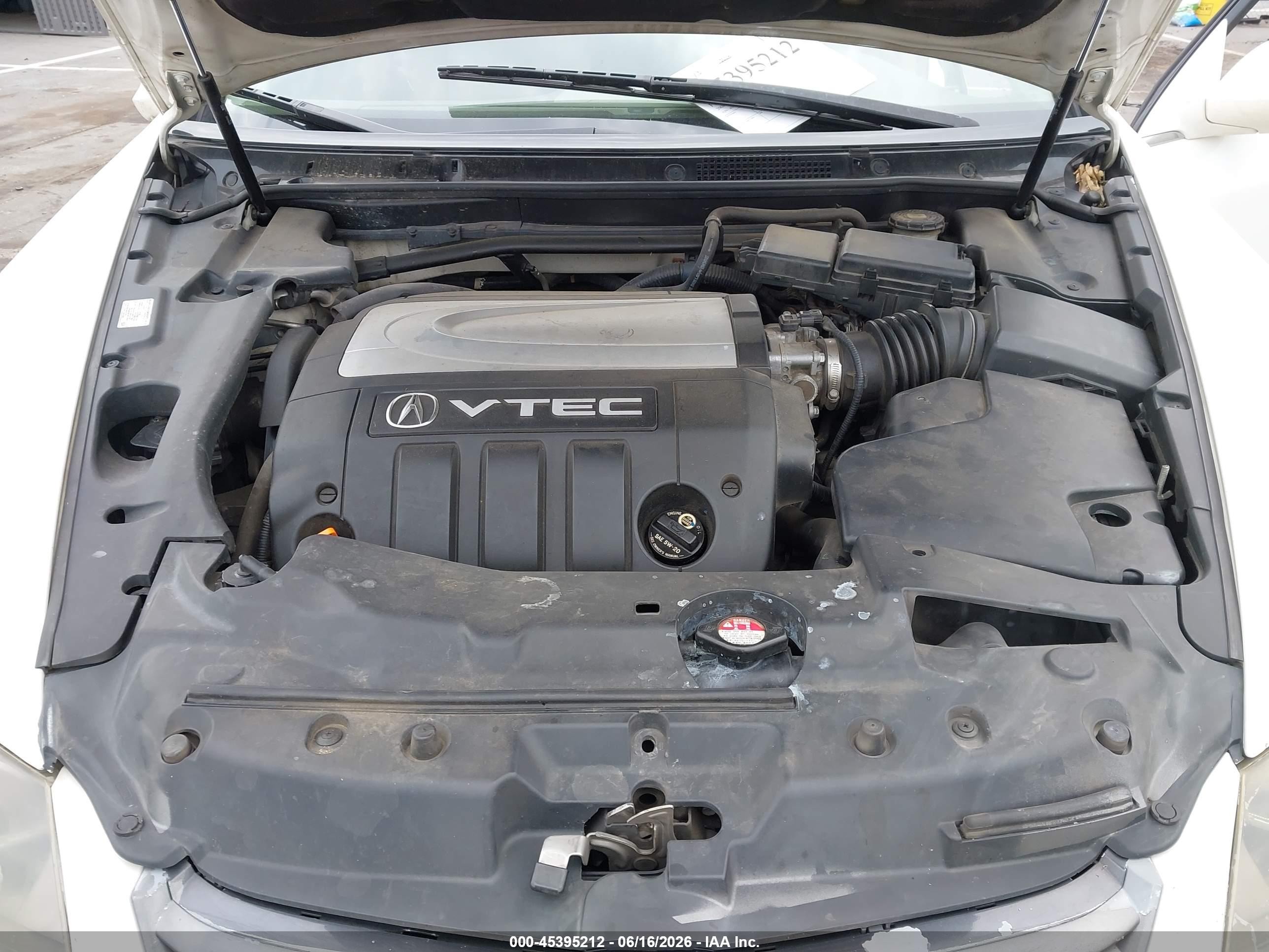 2008 Acura Rl 3.5 White vin: JH4KB16638C001950
