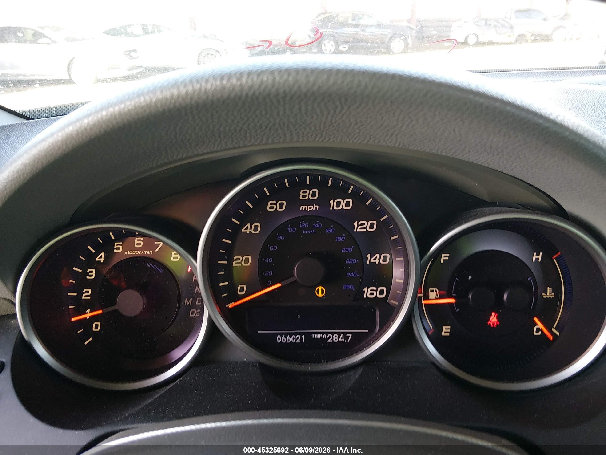 2008 Acura Rl 3.5 Silver vin: JH4KB16638C001981