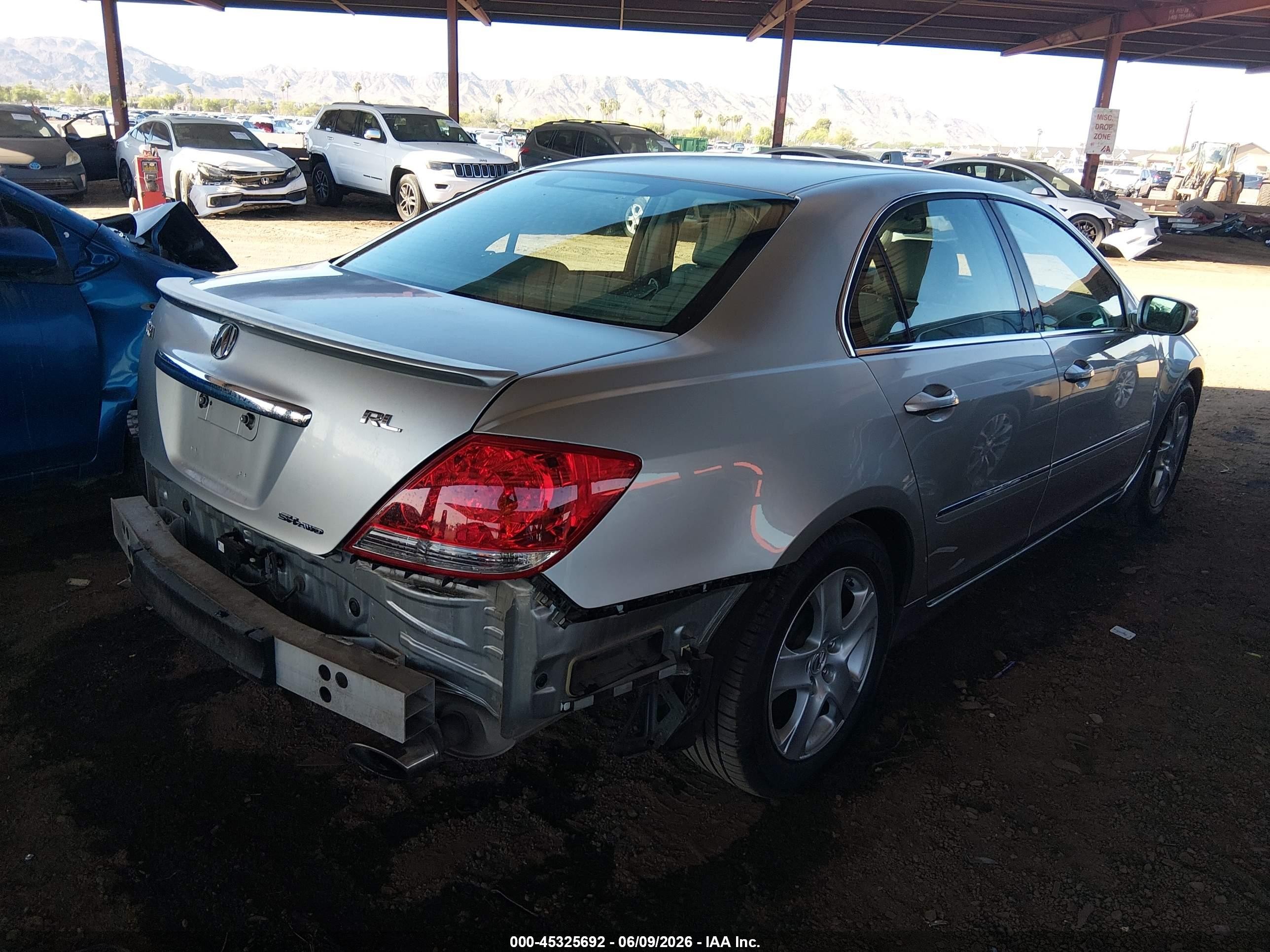 2008 Acura Rl 3.5 Silver vin: JH4KB16638C001981
