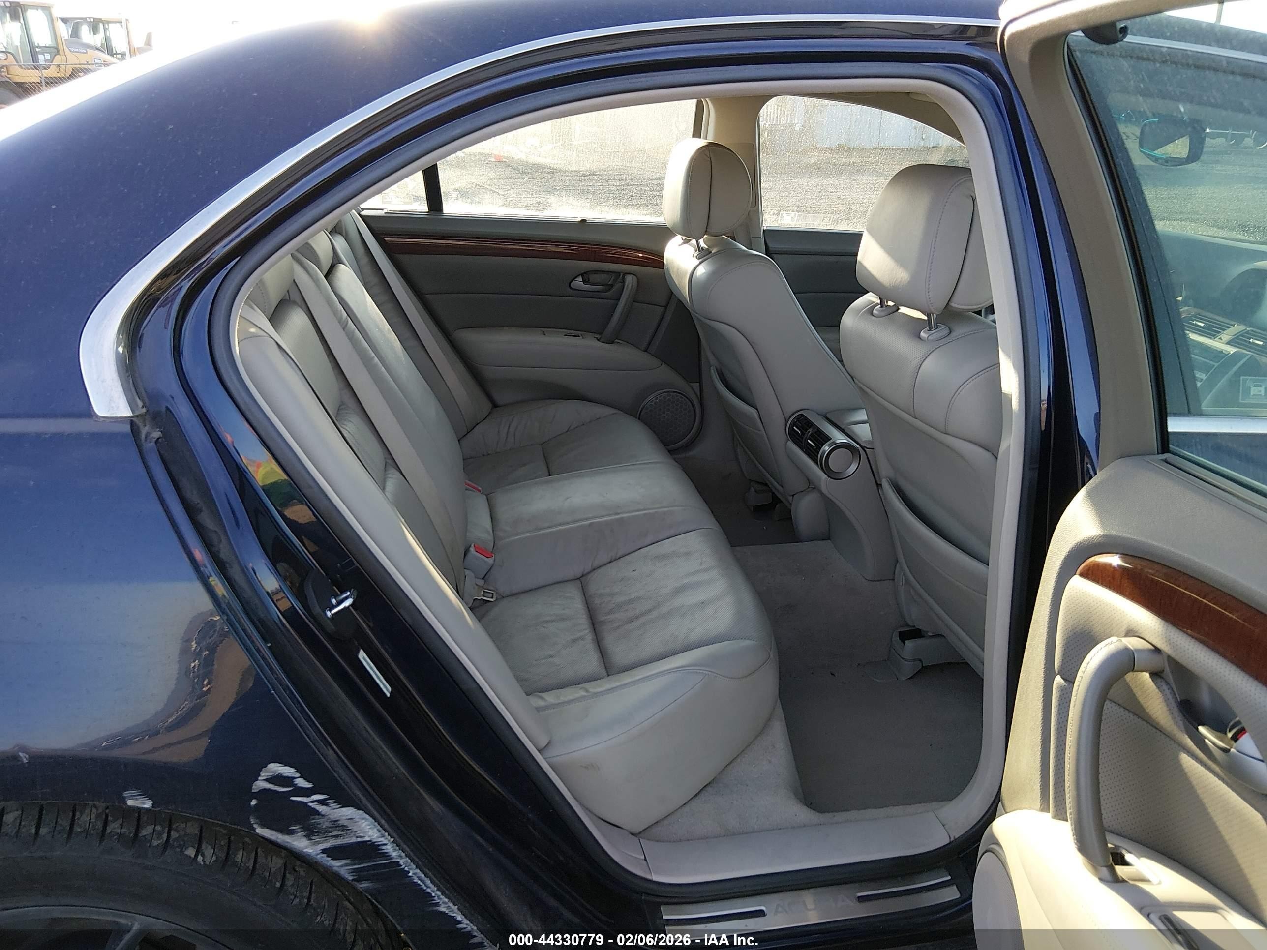2008 Acura Rl 3.5 Dark Blue vin: JH4KB16648C000001