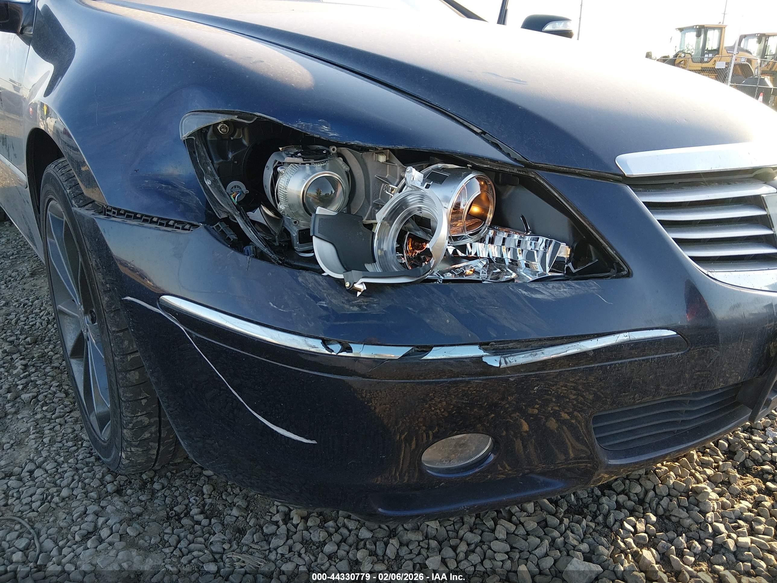 2008 Acura Rl 3.5 Dark Blue vin: JH4KB16648C000001