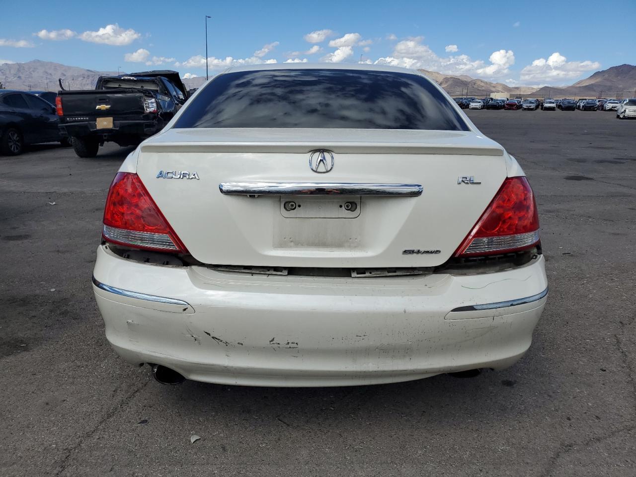 2008 Acura Rl White vin: JH4KB16648C004422