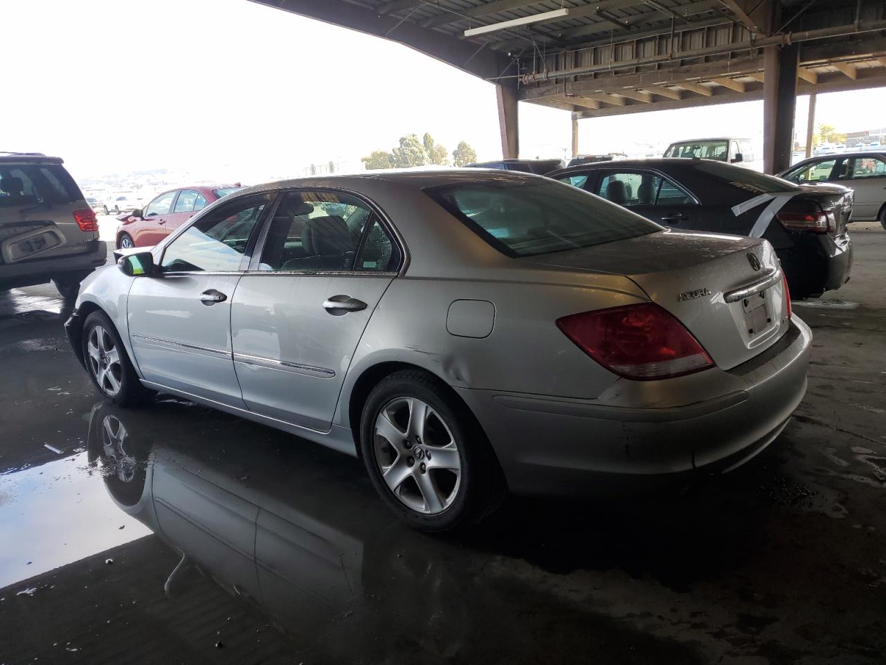 2008 Acura Rl Silver vin: JH4KB16668C003157