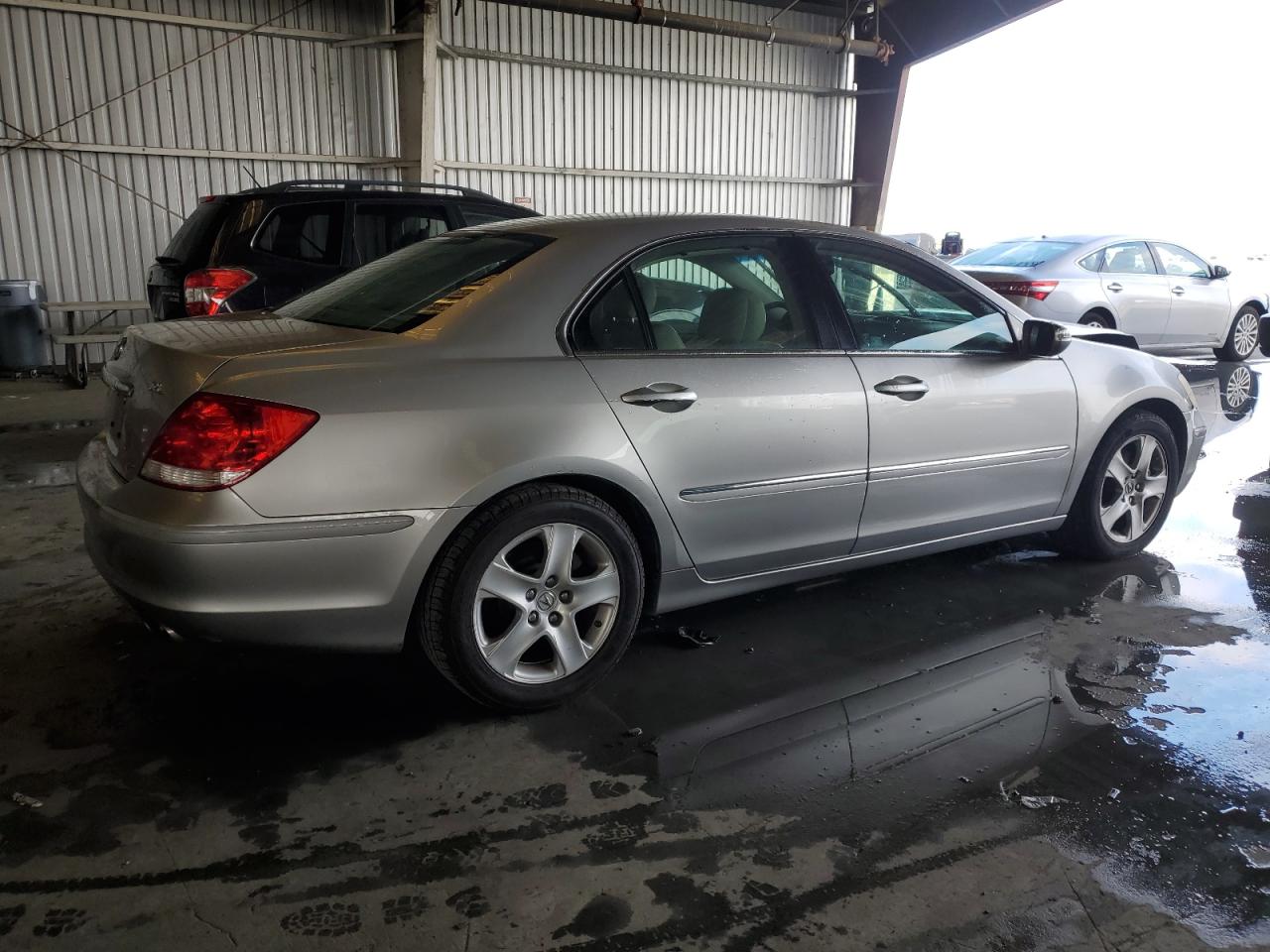 2008 Acura Rl Silver vin: JH4KB16668C003157