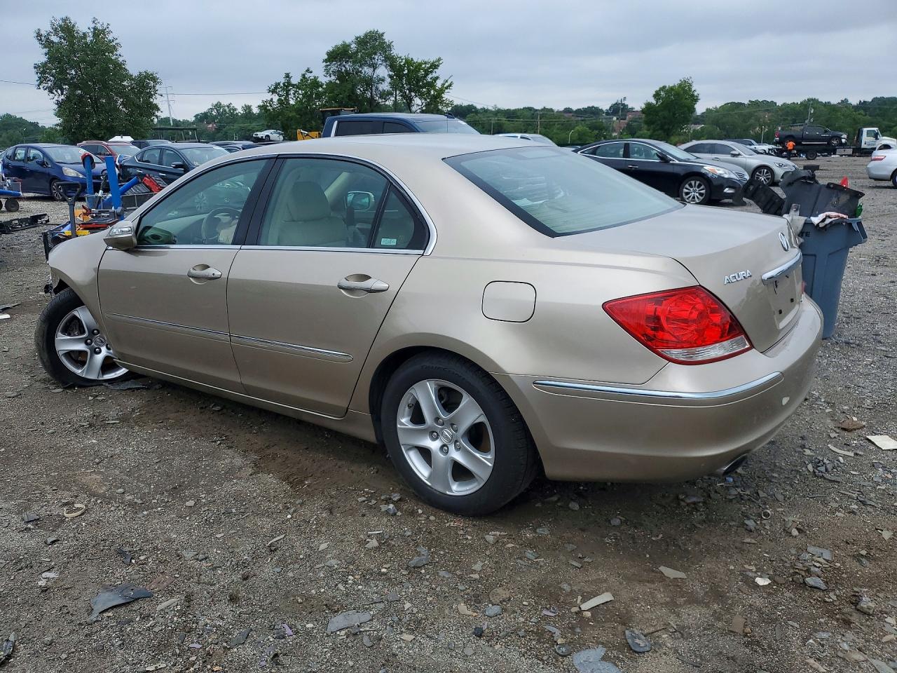 2008 Acura Rl Gold vin: JH4KB16678C003927