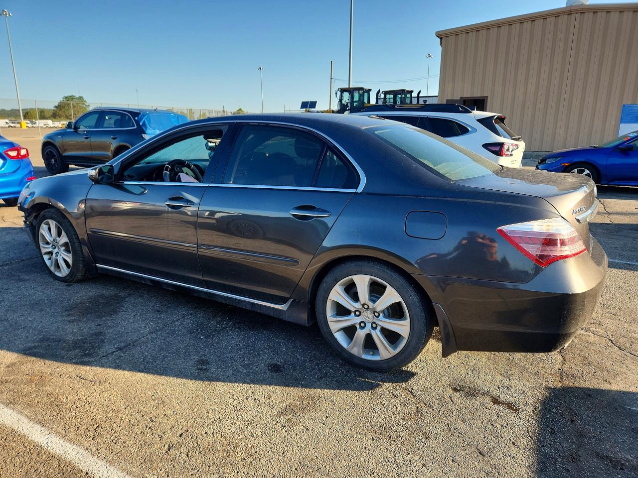 2009 Acura Rl Gray vin: JH4KB26649C002080