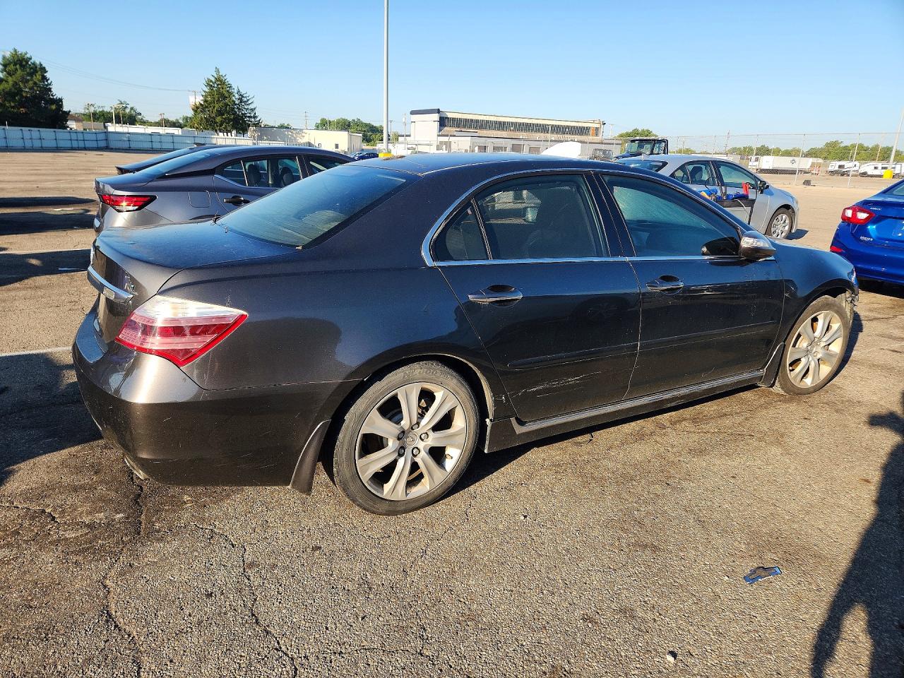 2009 Acura Rl Gray vin: JH4KB26649C002080