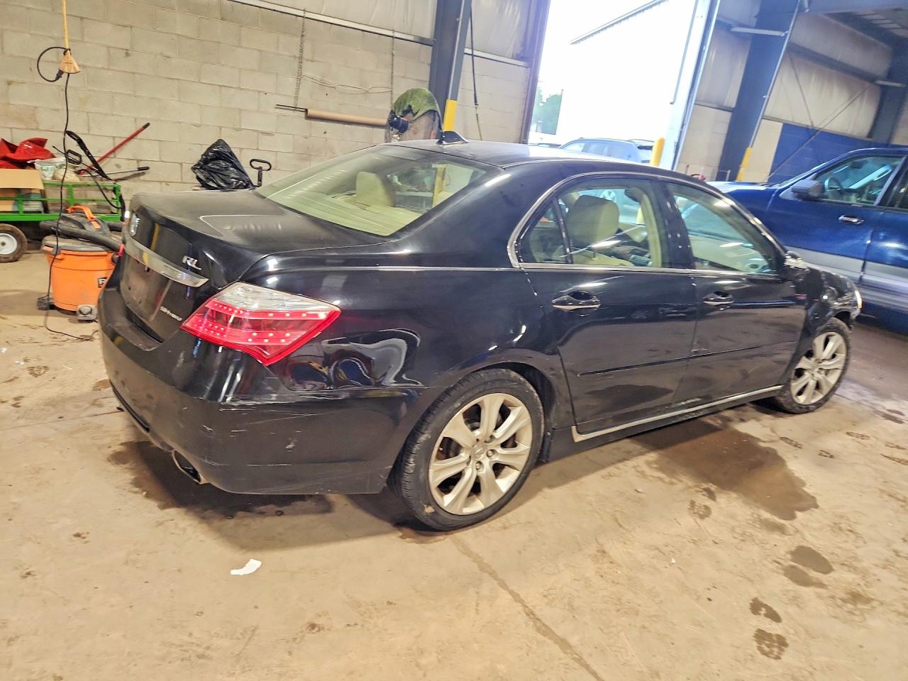 2009 Acura Rl Black vin: JH4KB26689C001921