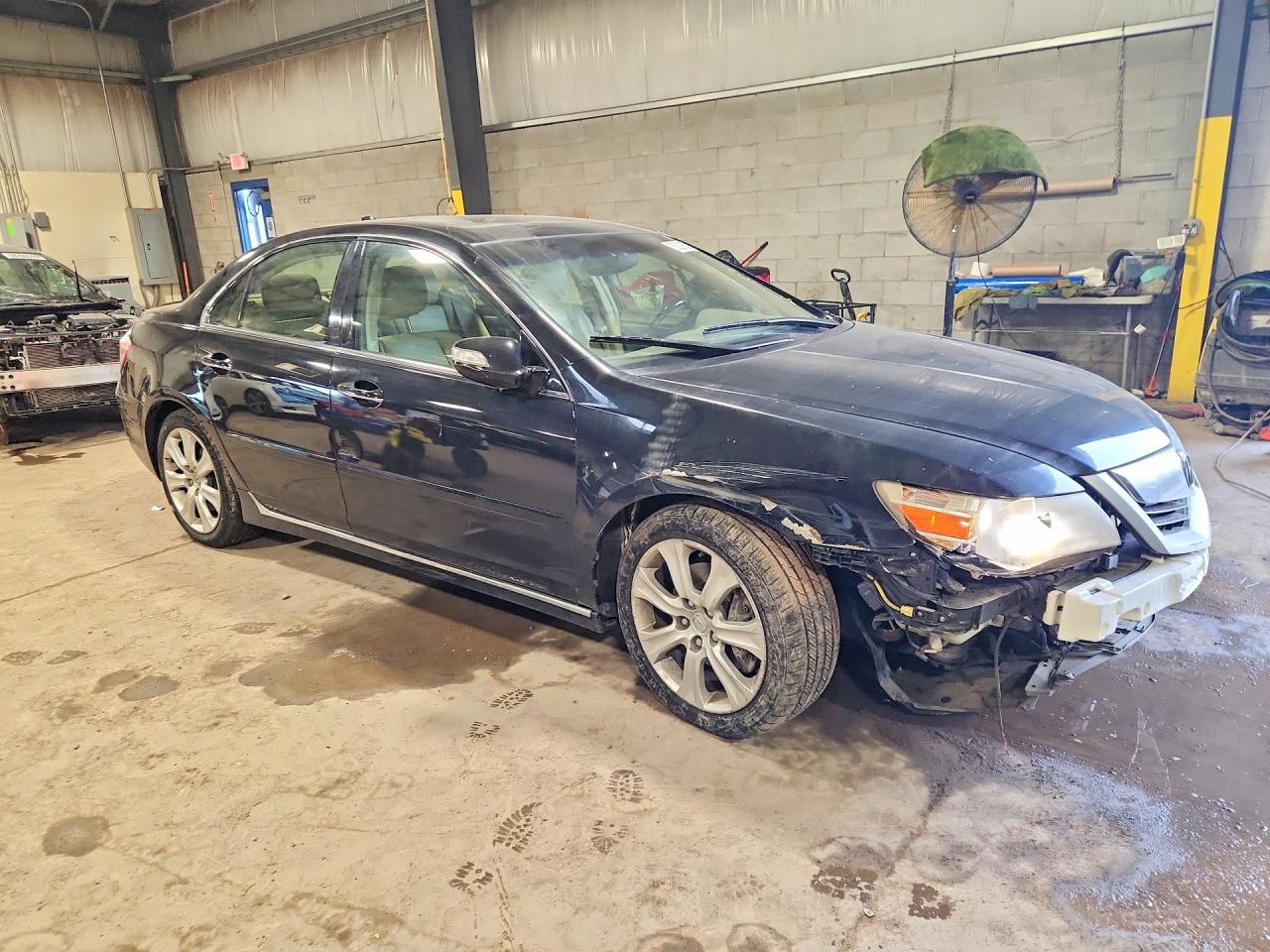 2009 Acura Rl Black vin: JH4KB26689C001921