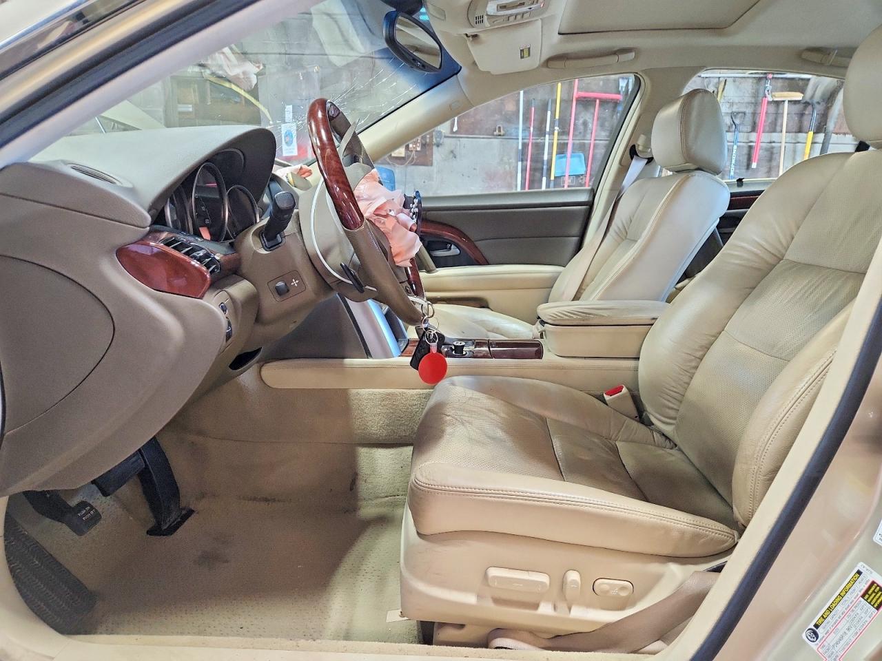 2009 Acura Rl Beige vin: JH4KB266X9C000706