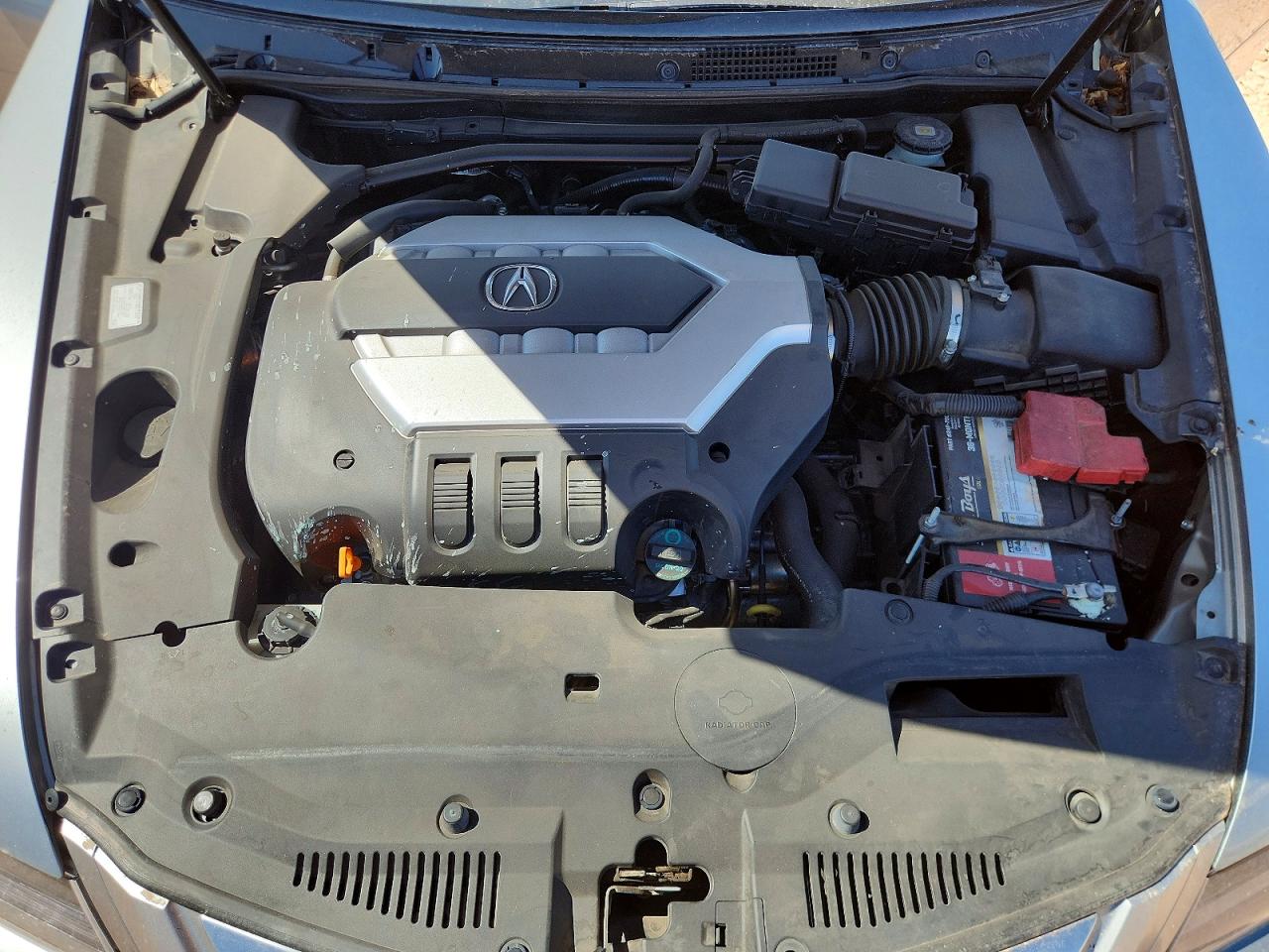 2010 Acura Rl Silver vin: JH4KB2F61AC002848