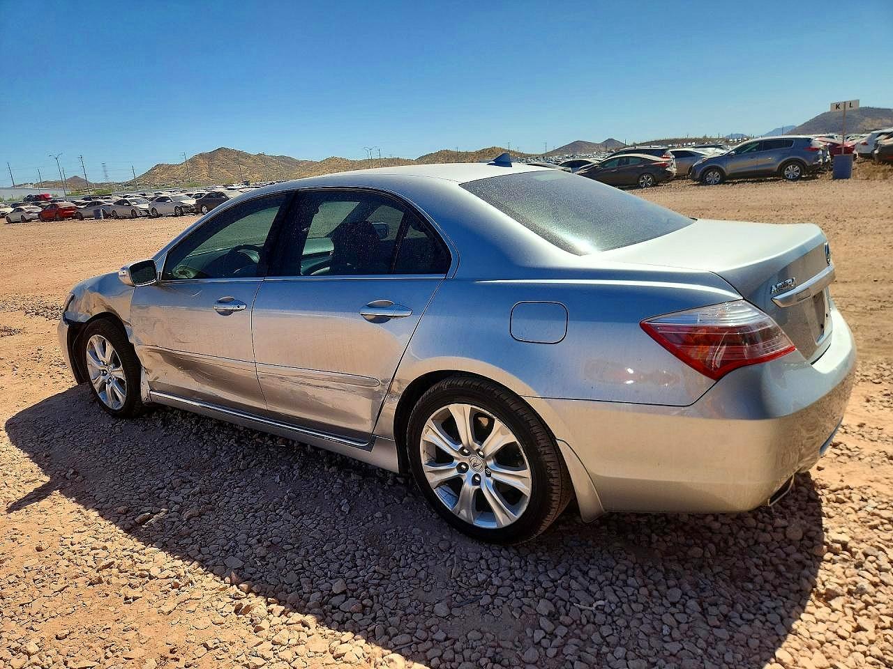 2010 Acura Rl Silver vin: JH4KB2F61AC002848