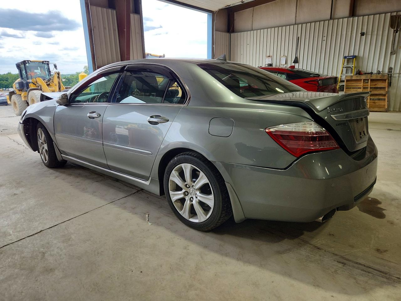 2010 Acura Rl Silver vin: JH4KB2F62AC001868