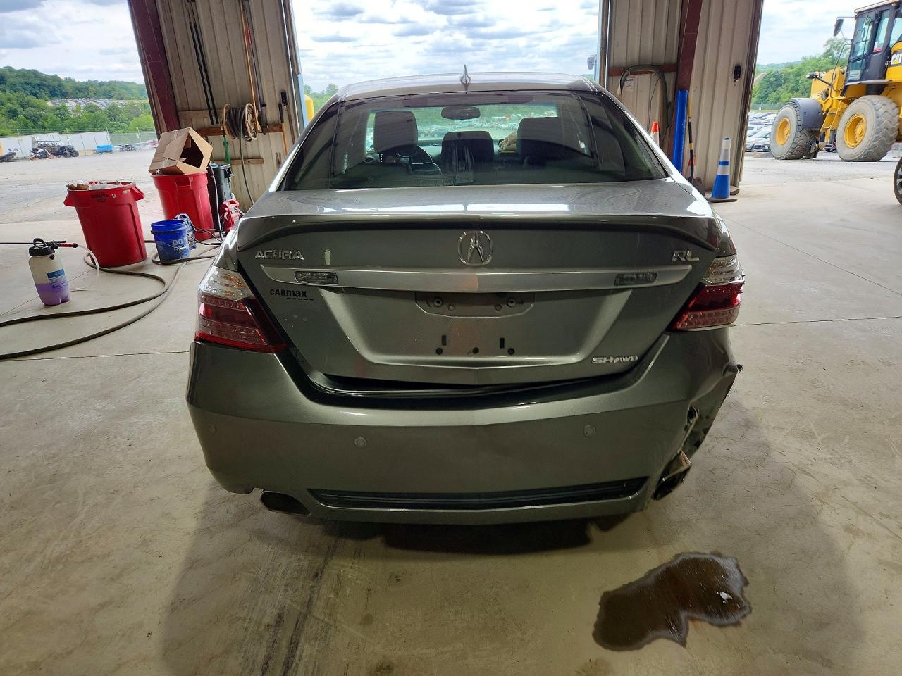 2010 Acura Rl Silver vin: JH4KB2F62AC001868