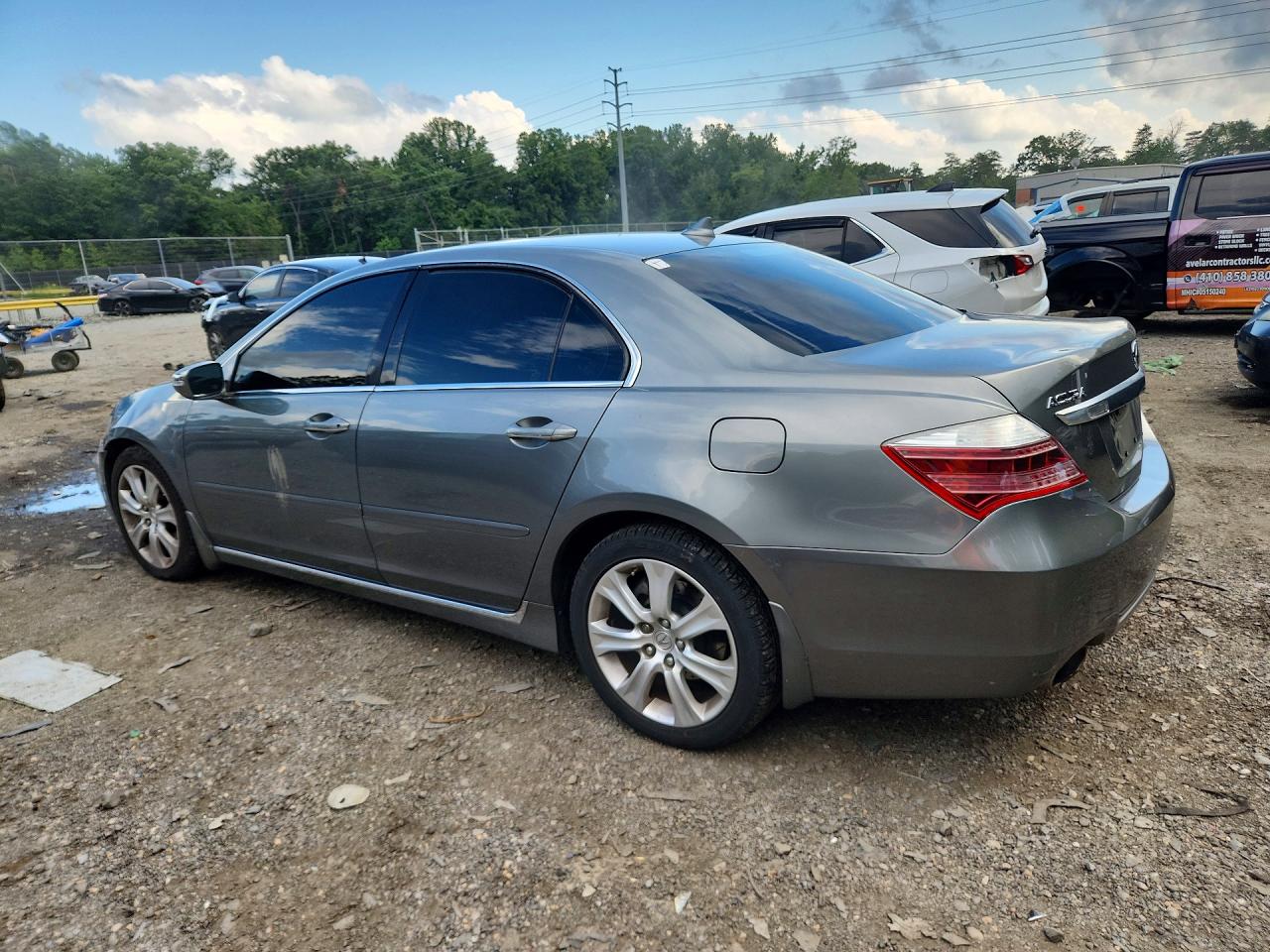 2010 Acura Rl Gray vin: JH4KB2F64AC000303