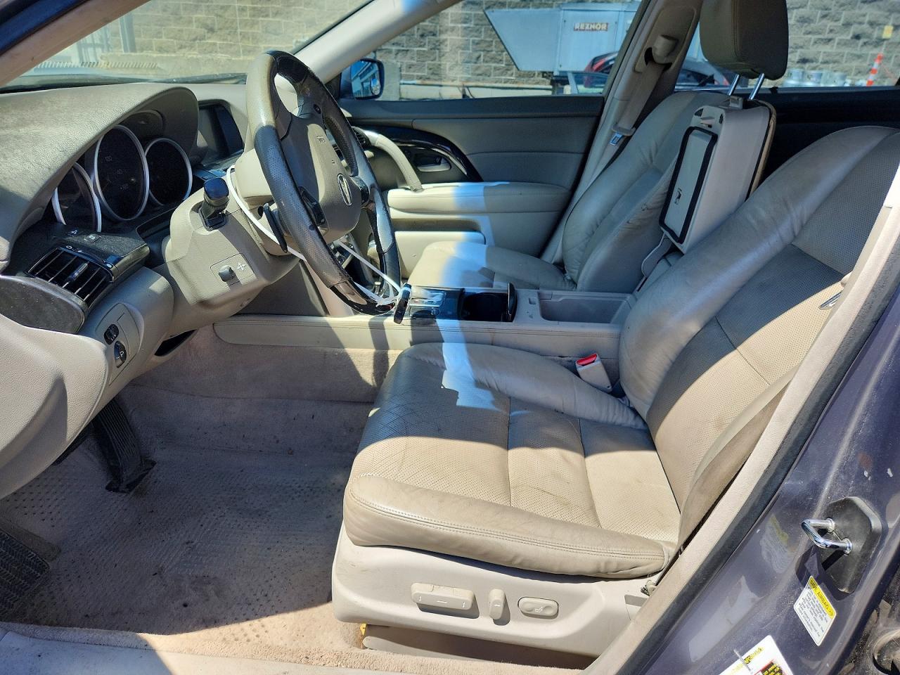 2012 Acura Rl Gray vin: JH4KB2F64CC000207