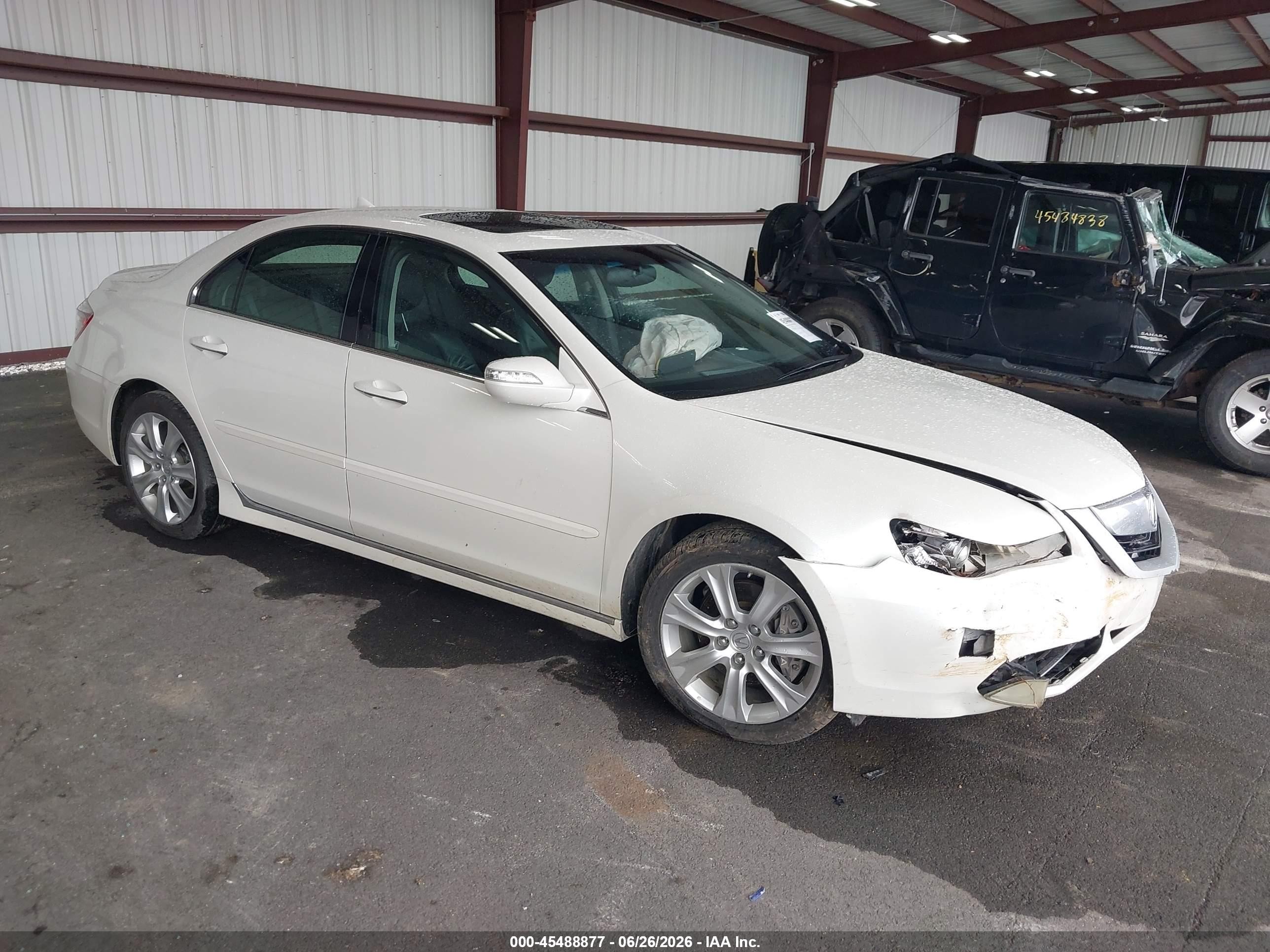 2010 Acura Rl 3.7 White vin: JH4KB2F65AC002187