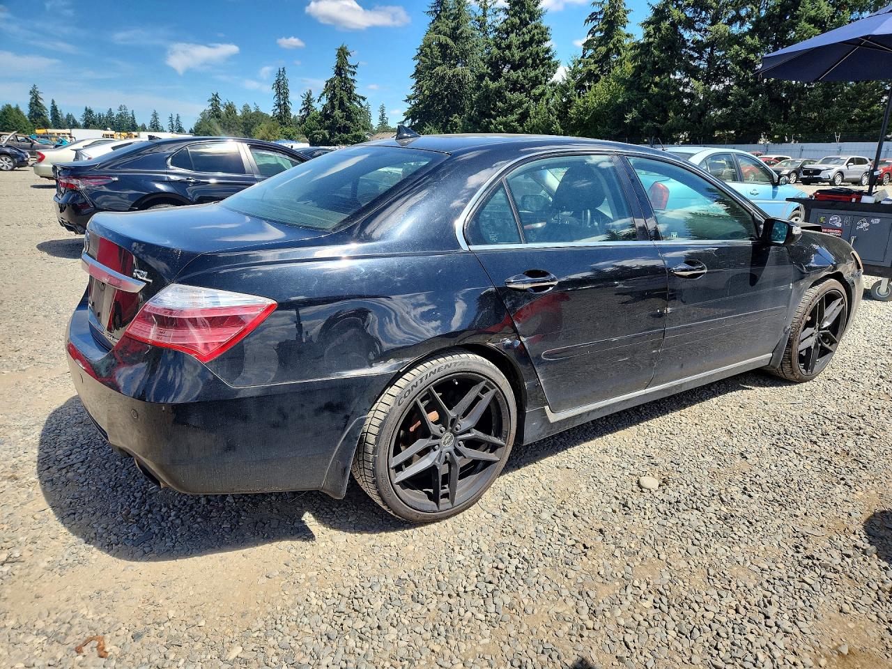 2011 Acura Rl Black vin: JH4KB2F65BC000893