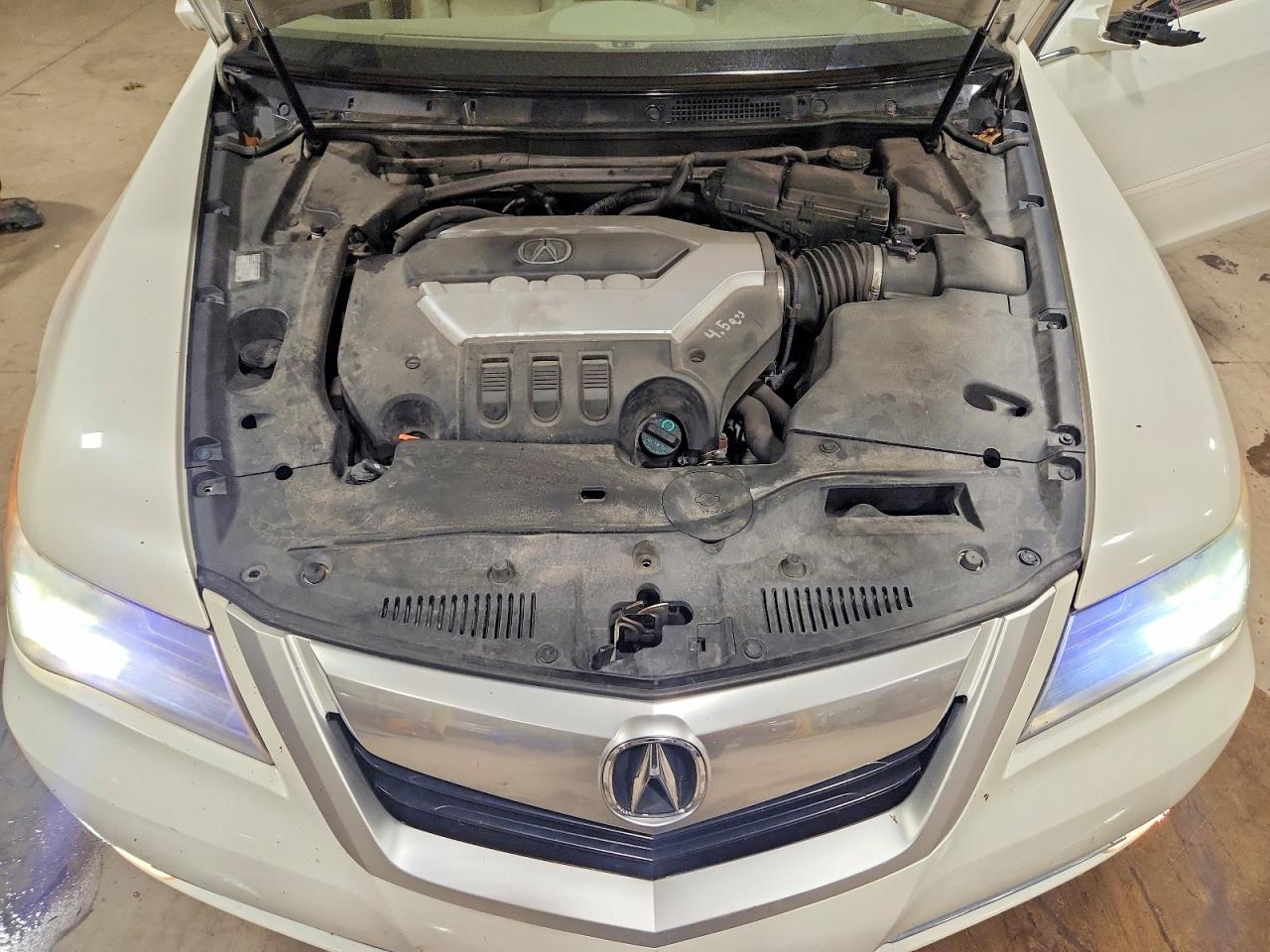 2010 Acura Rl White vin: JH4KB2F66AC002456