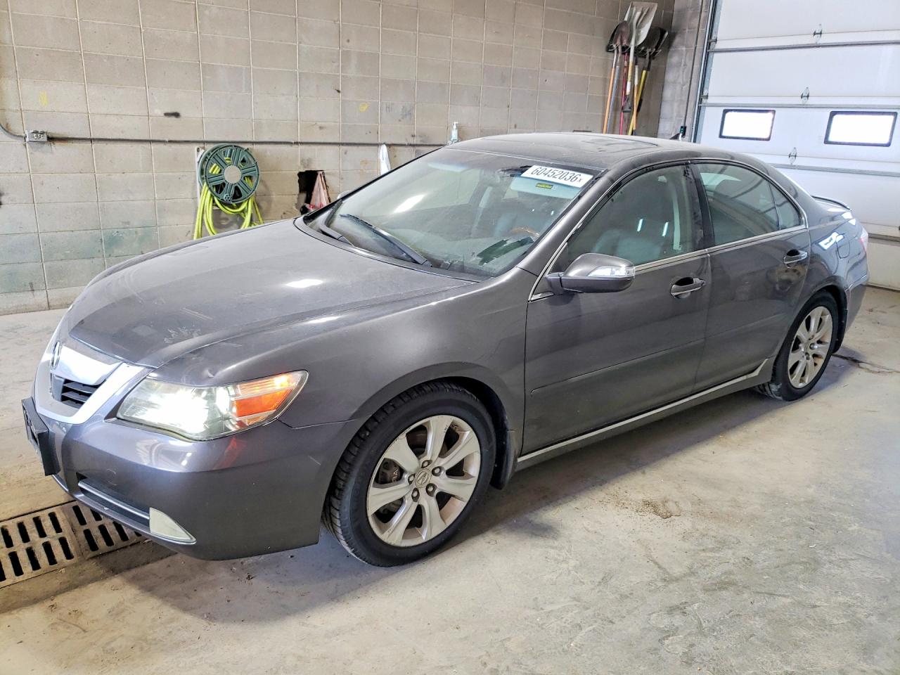 2010 Acura Rl Gray vin: JH4KB2F69AC001477