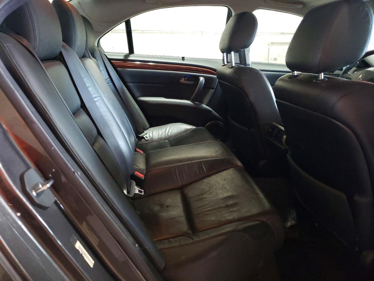 2010 Acura Rl Gray vin: JH4KB2F69AC001477