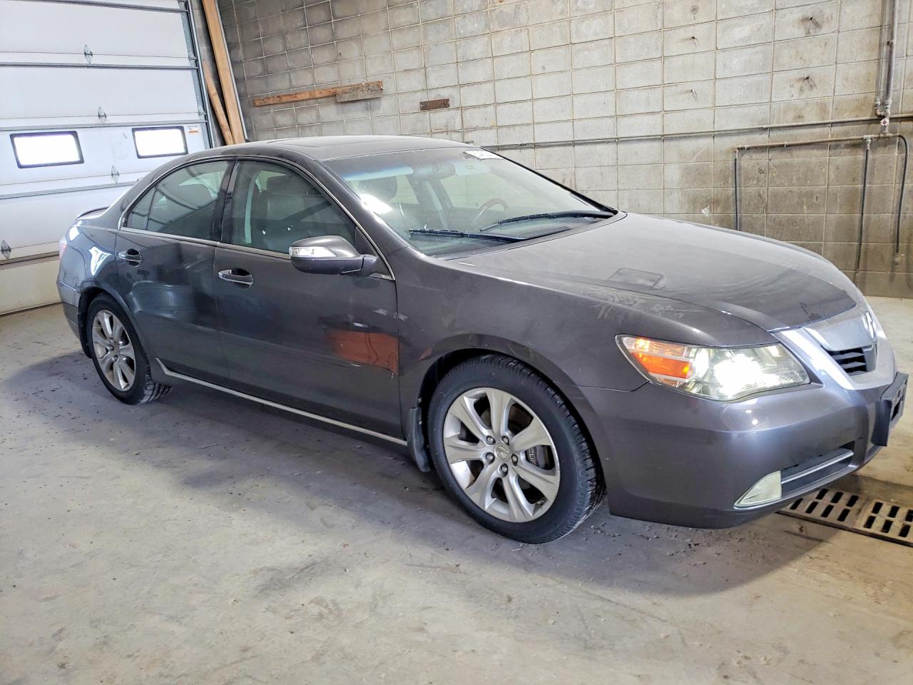 2010 Acura Rl Gray vin: JH4KB2F69AC001477