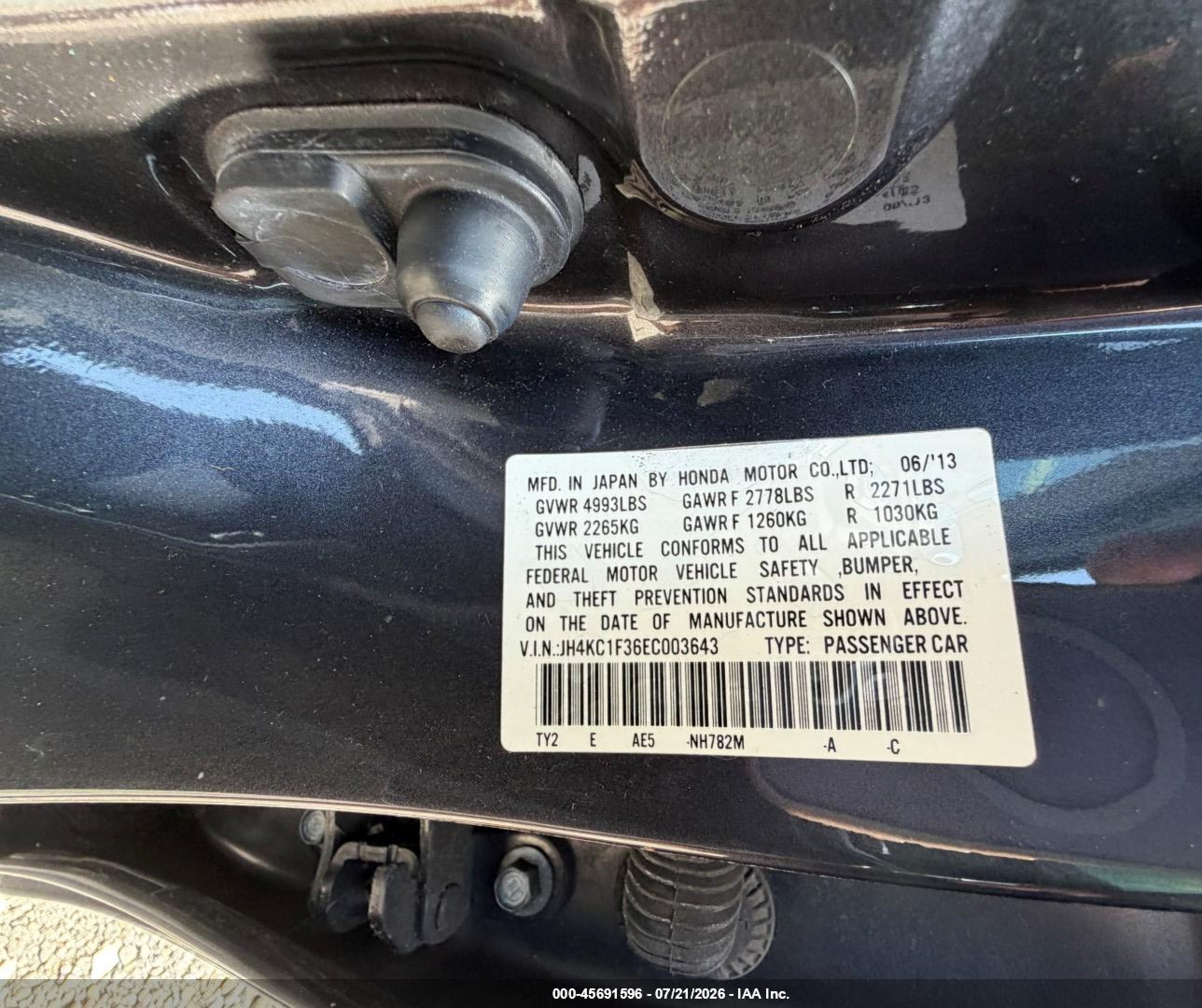2014 Acura Rlx   Black vin: JH4KC1F36EC003643