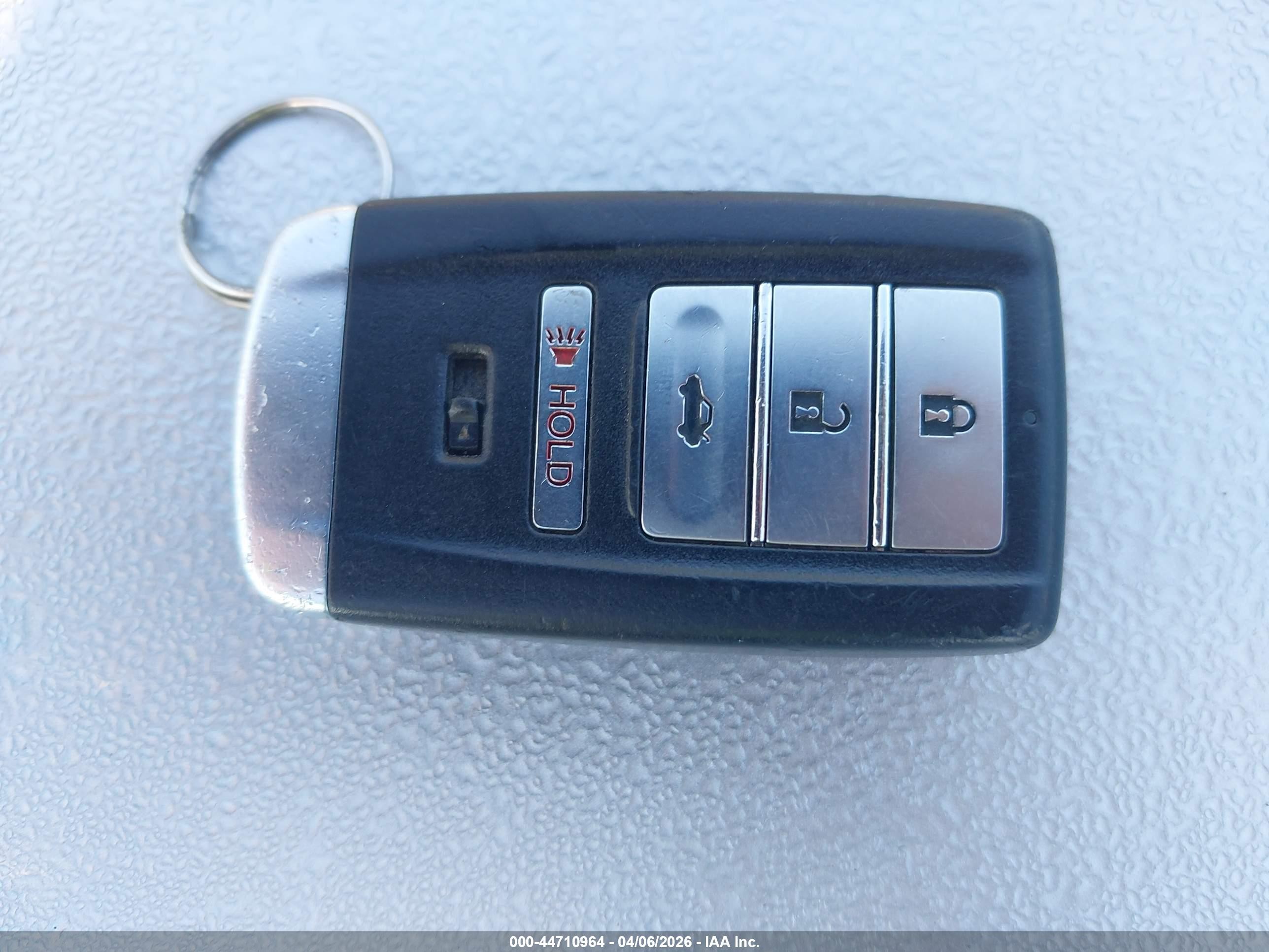 2014 Acura Rlx   Silver vin: JH4KC1F52EC004533