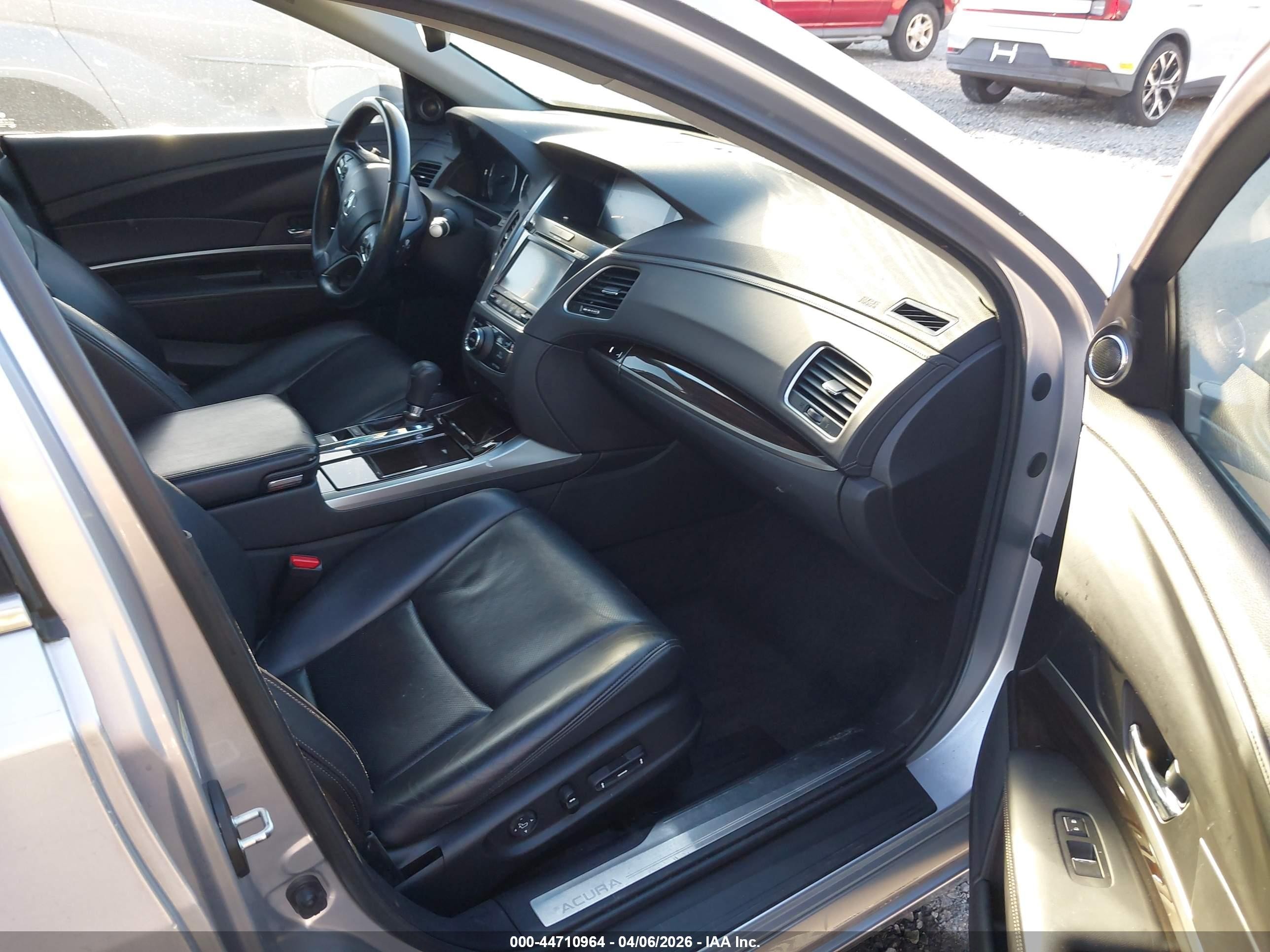 2014 Acura Rlx   Silver vin: JH4KC1F52EC004533