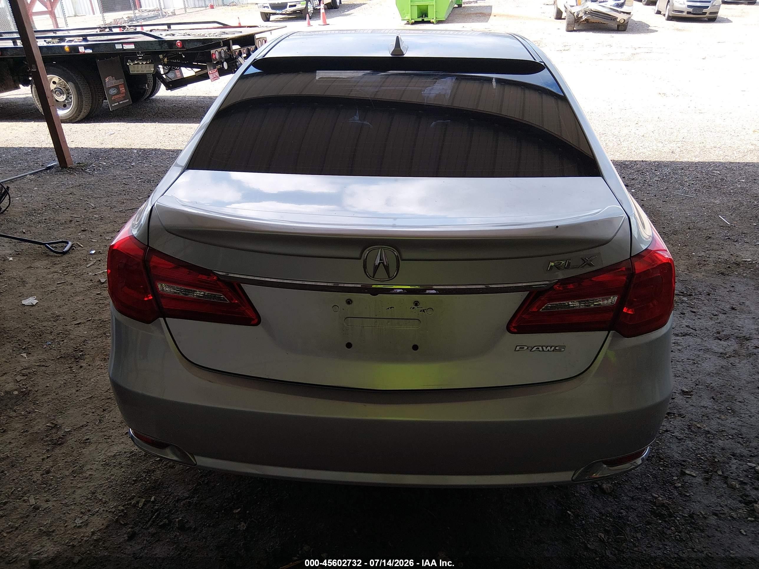 2015 Acura Rlx   Silver vin: JH4KC1F52FC000175