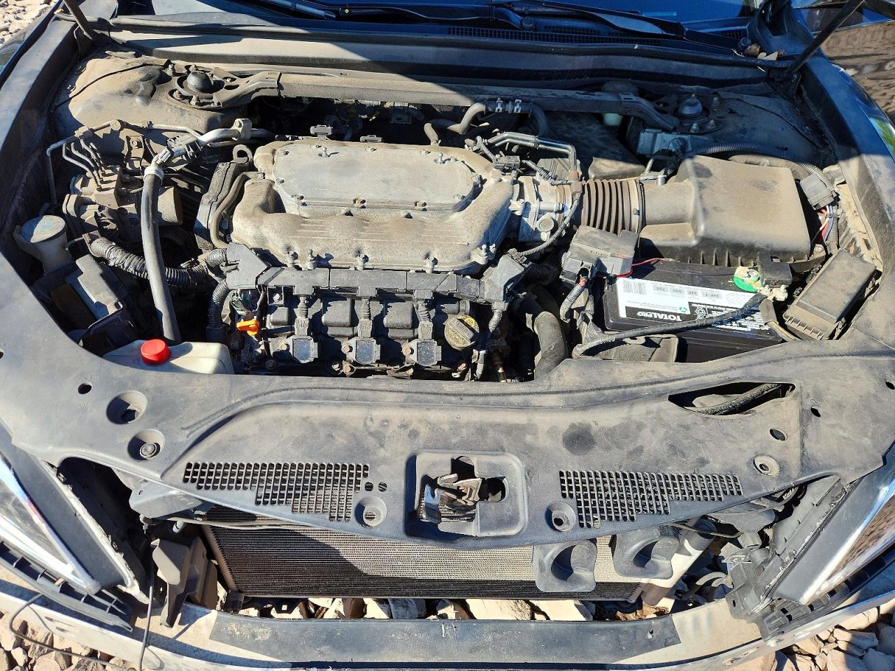2014 Acura Rlx Tech Black vin: JH4KC1F53EC000104