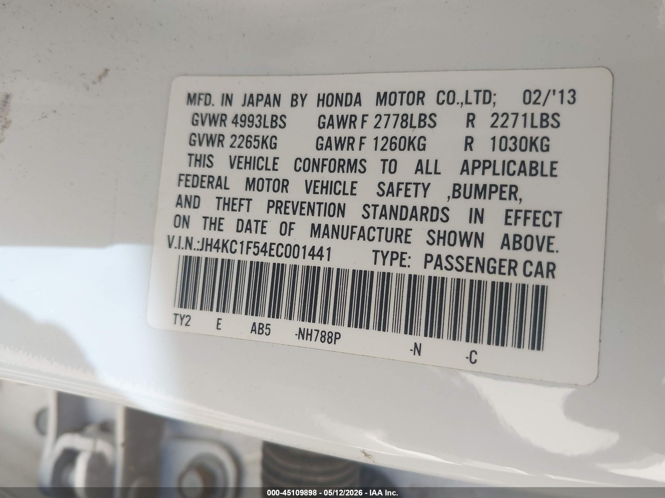 2014 Acura Rlx   White vin: JH4KC1F54EC001441
