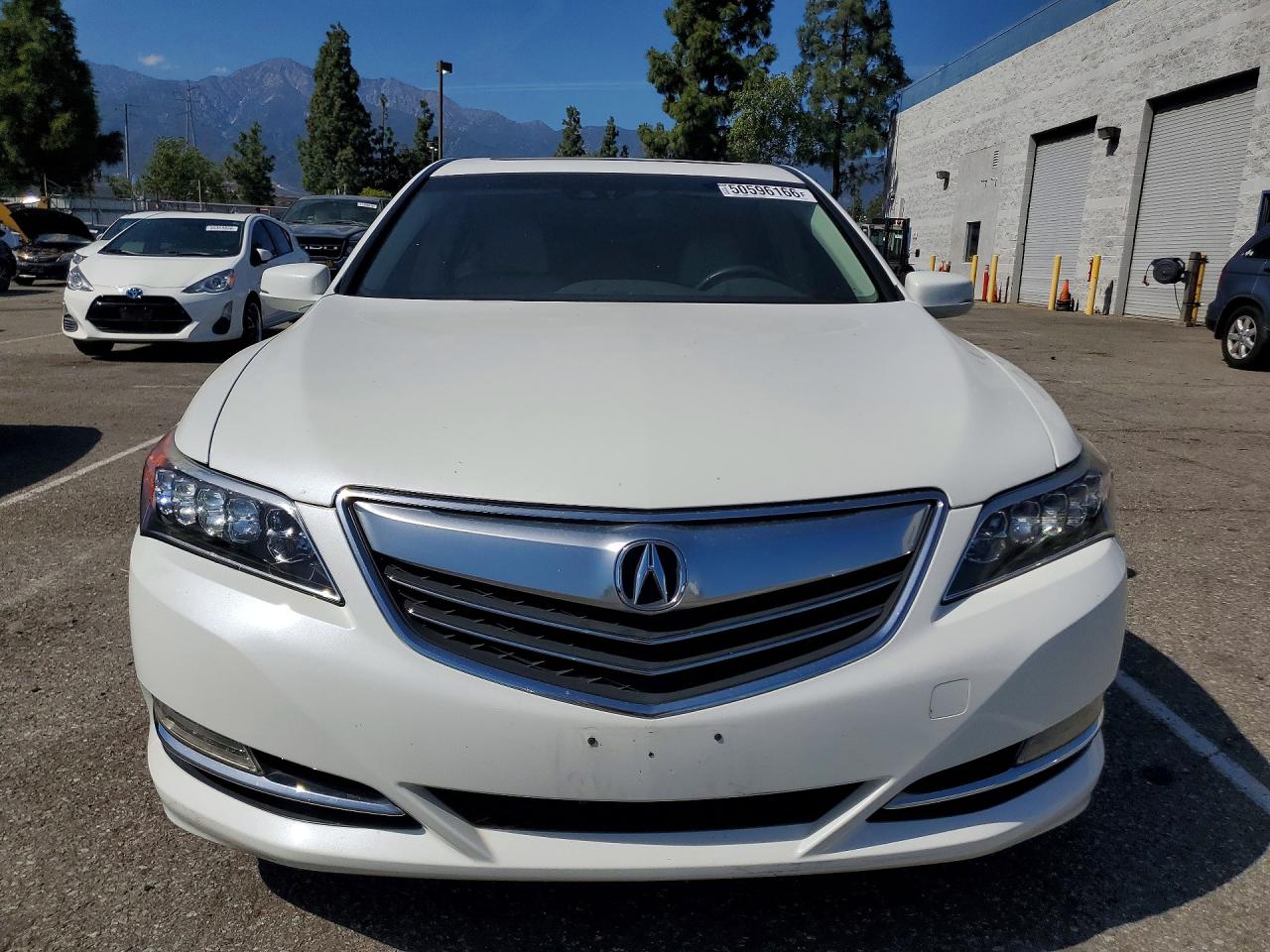 2014 Acura Rlx Tech White vin: JH4KC1F54EC007384