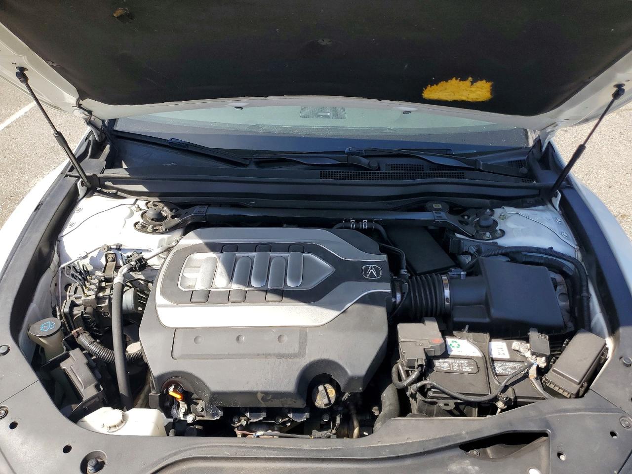 2014 Acura Rlx Tech White vin: JH4KC1F54EC007384