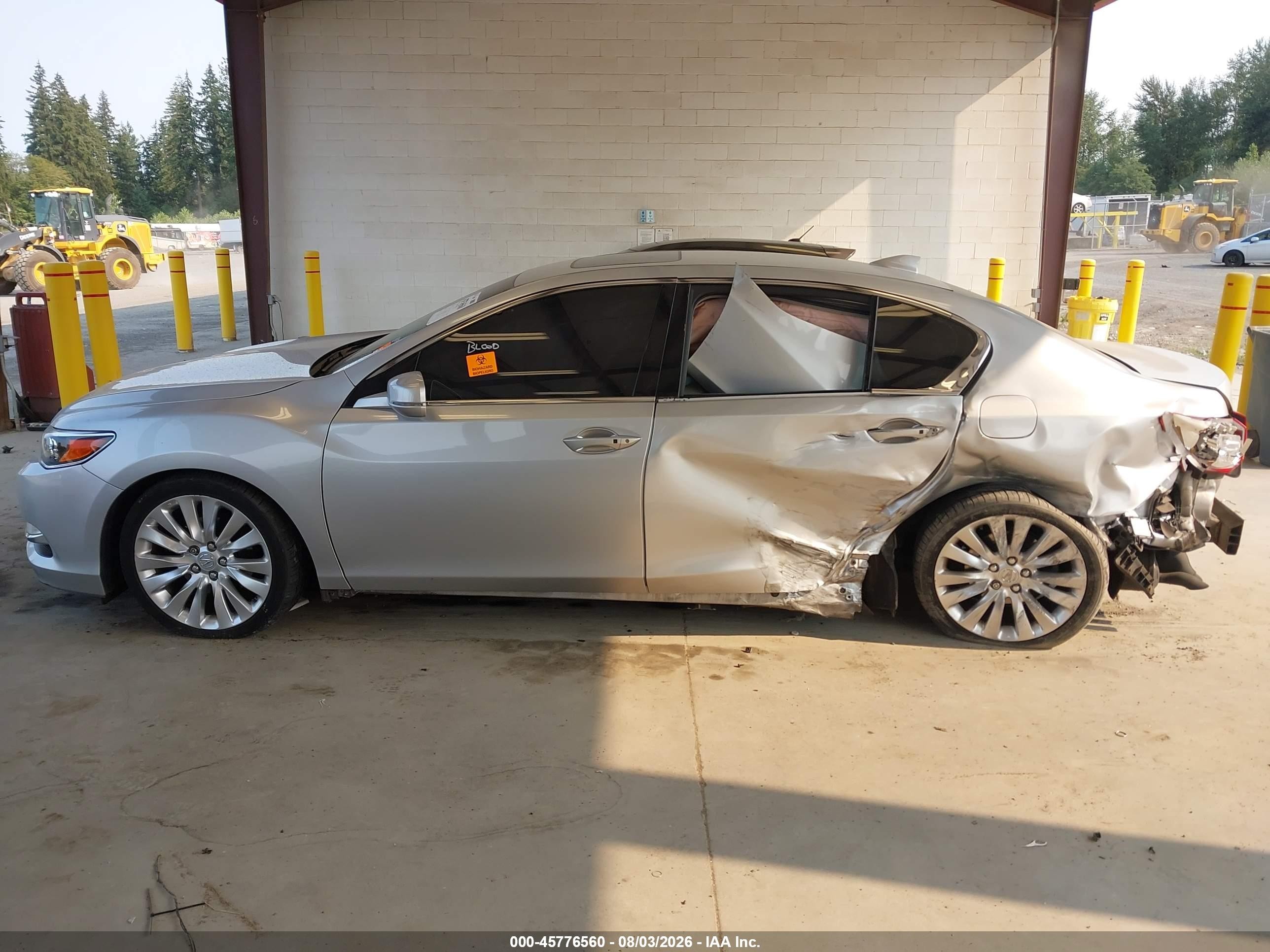 2014 Acura Rlx   Silver vin: JH4KC1F55EC000945