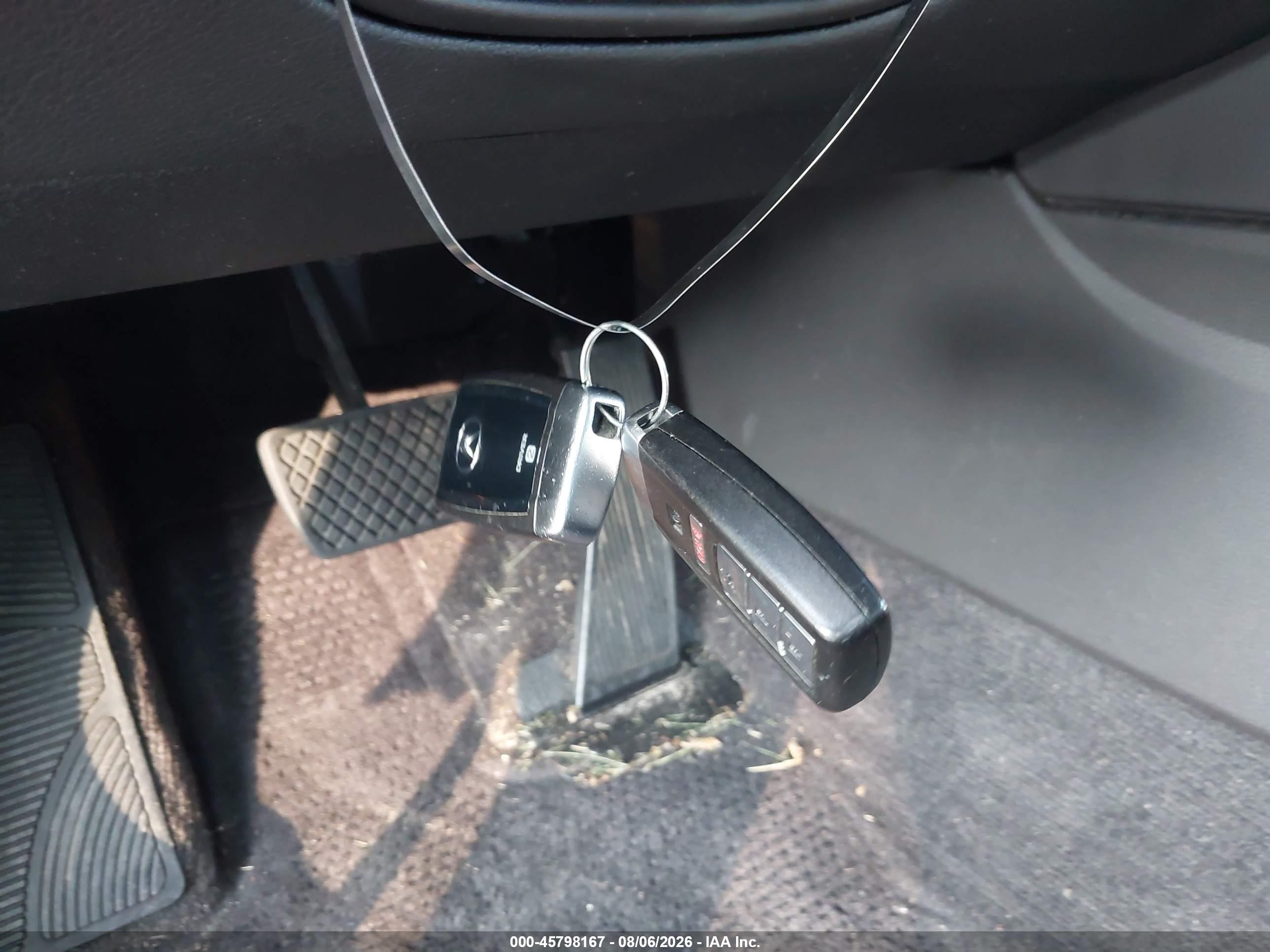 2014 Acura Rlx   Silver vin: JH4KC1F57EC006374