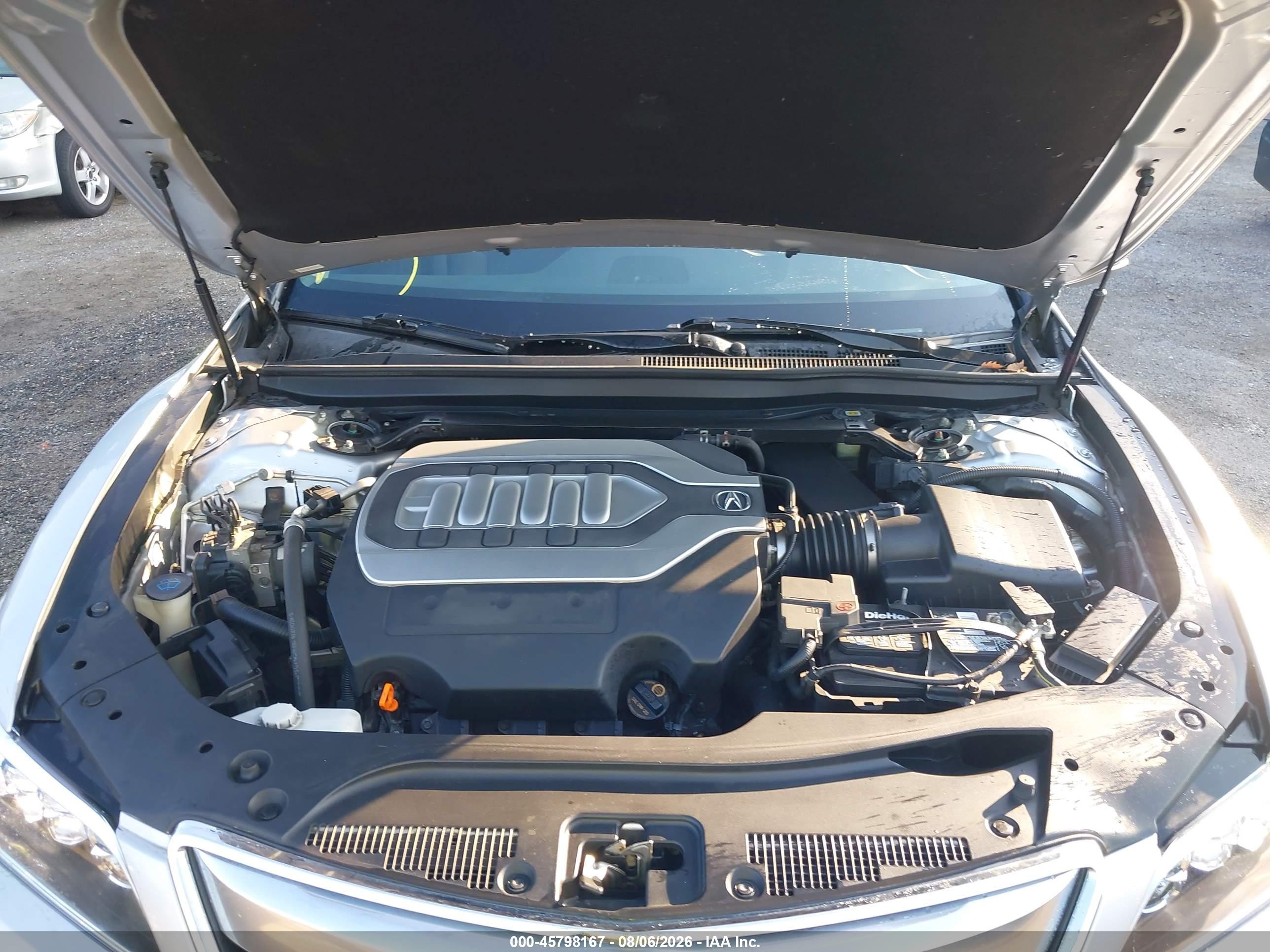 2014 Acura Rlx   Silver vin: JH4KC1F57EC006374