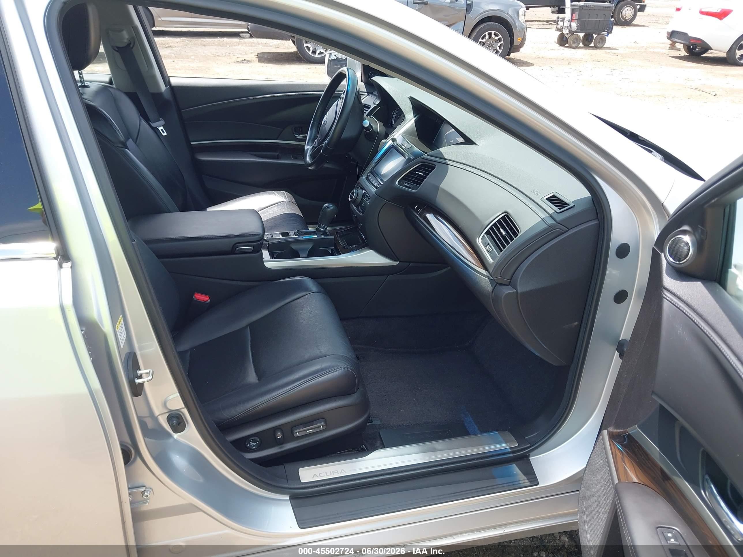 2014 Acura Rlx   Серебряный vin: JH4KC1F59EC007655