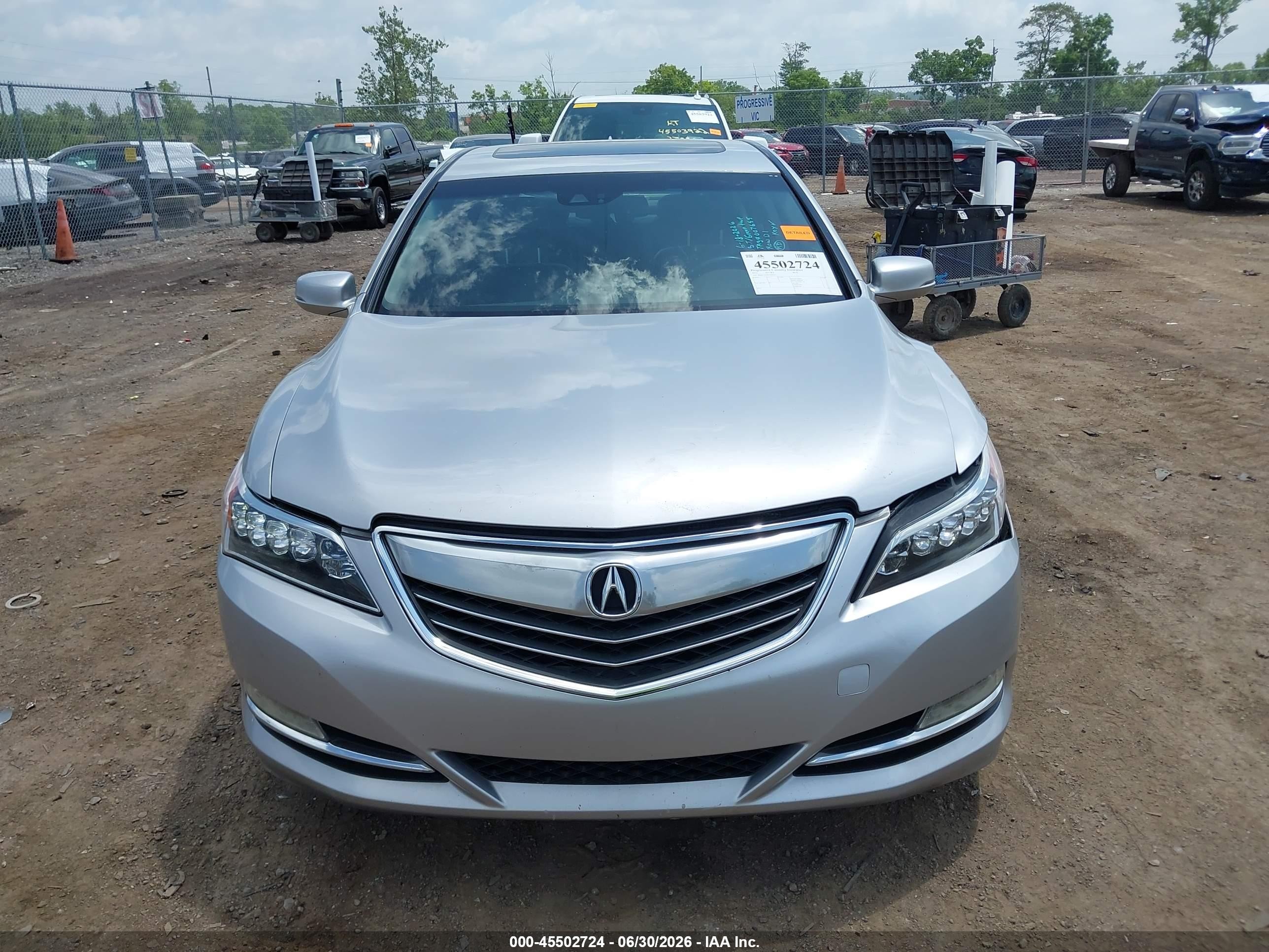 2014 Acura Rlx   Серебряный vin: JH4KC1F59EC007655