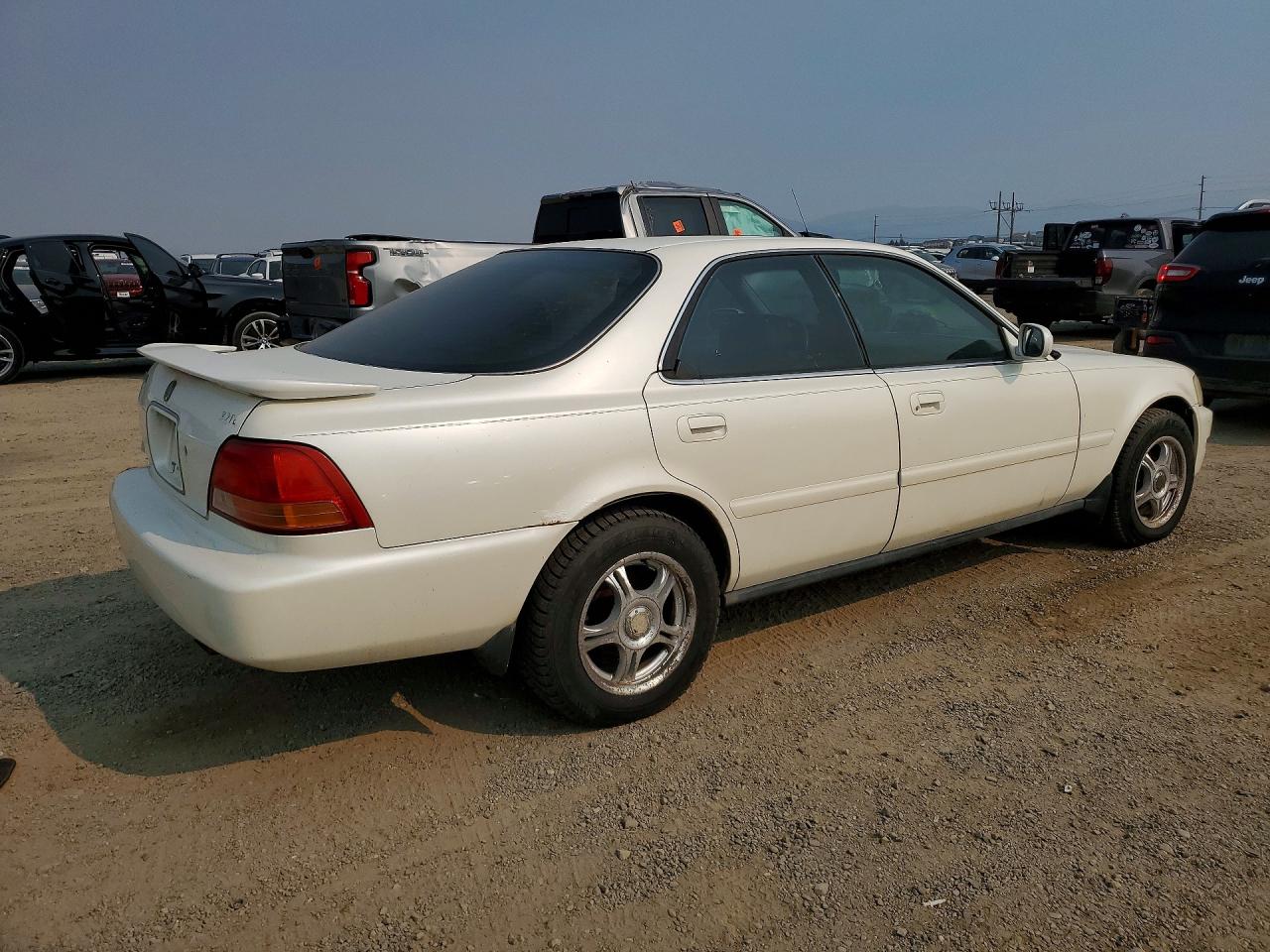 1997 Acura 3.2tl White vin: JH4UA3640VC001132