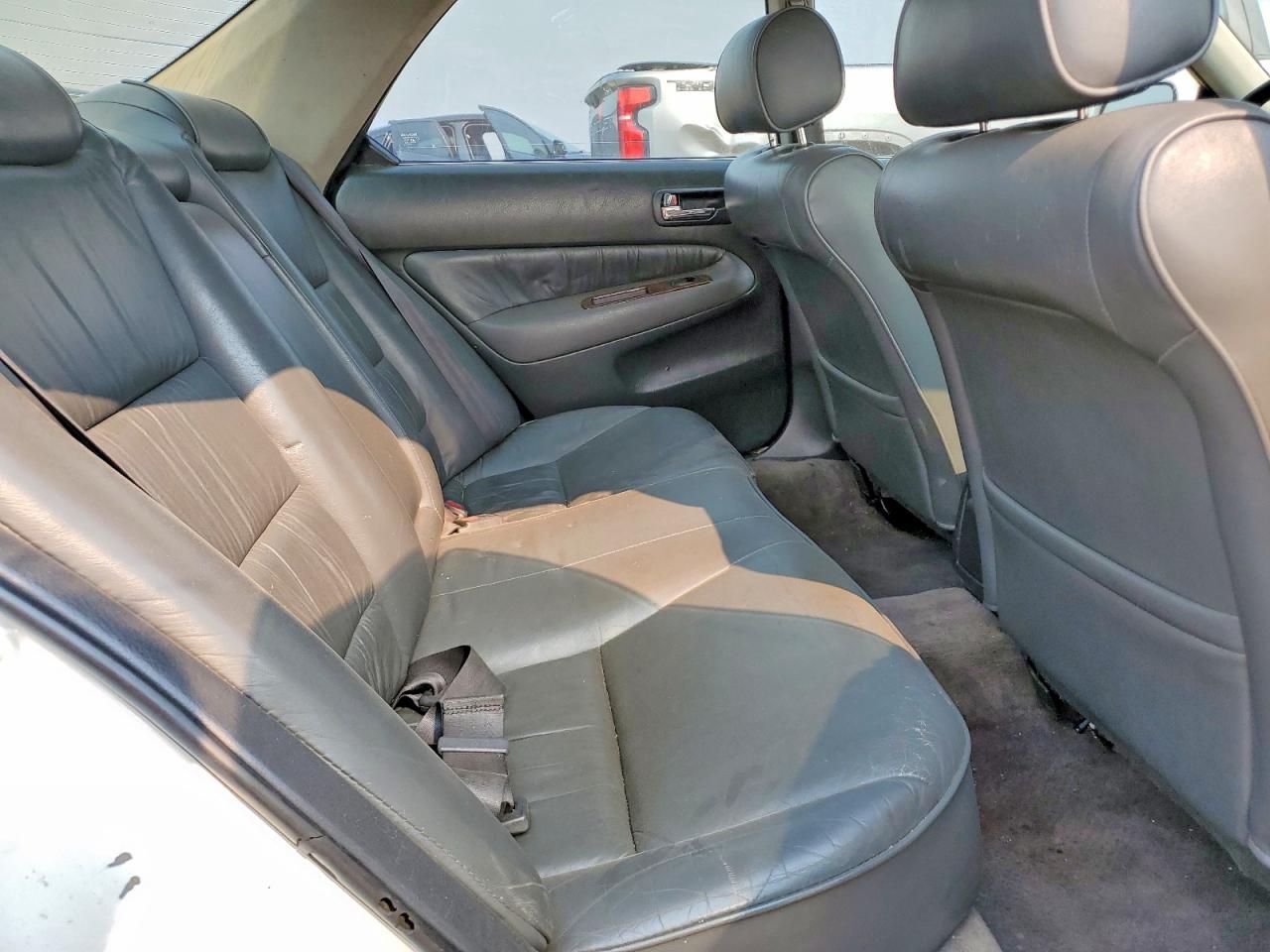 1997 Acura 3.2tl White vin: JH4UA3640VC001132