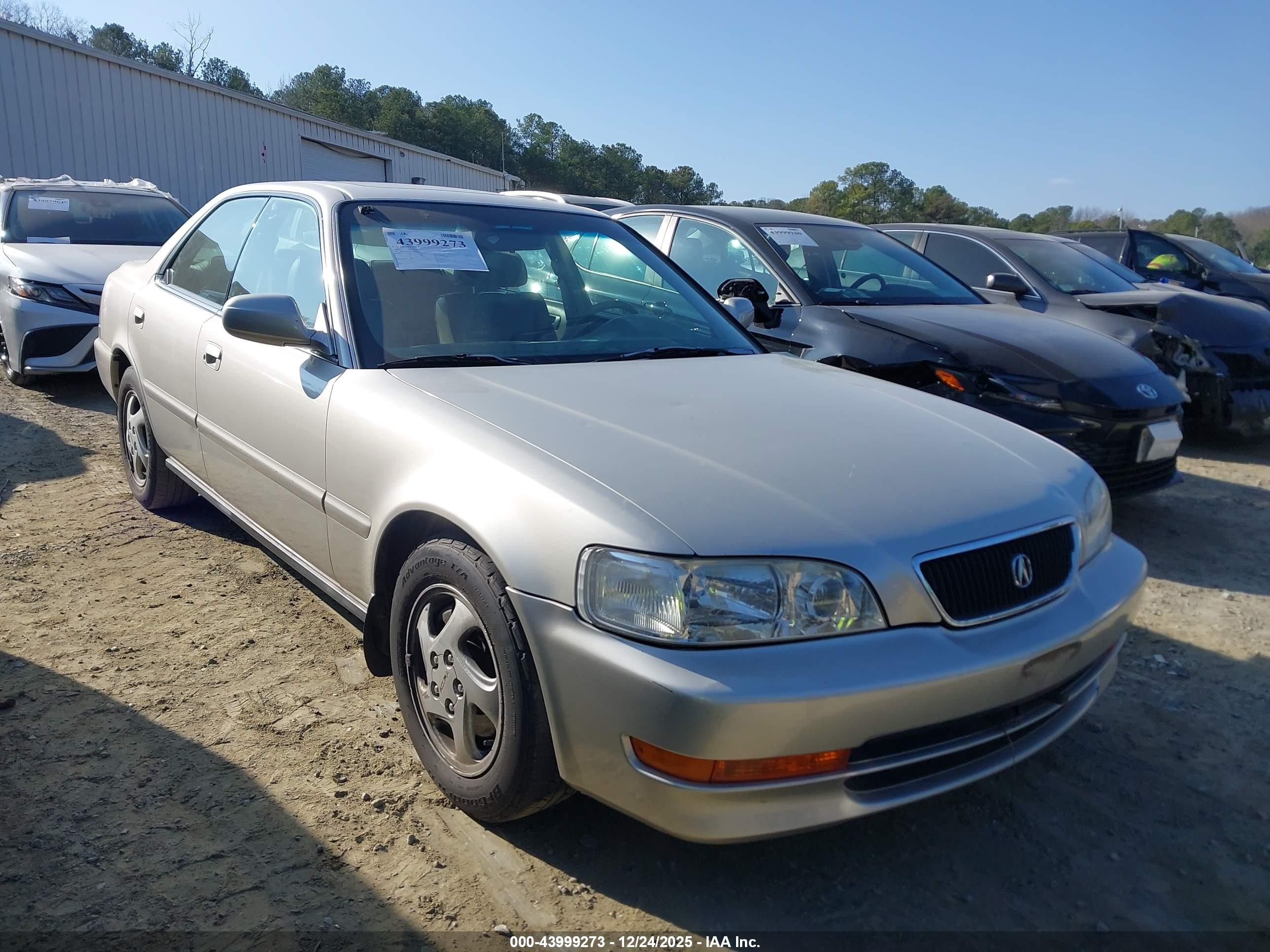 1997 Acura Tl 3.2 Silver vin: JH4UA3646VC000793
