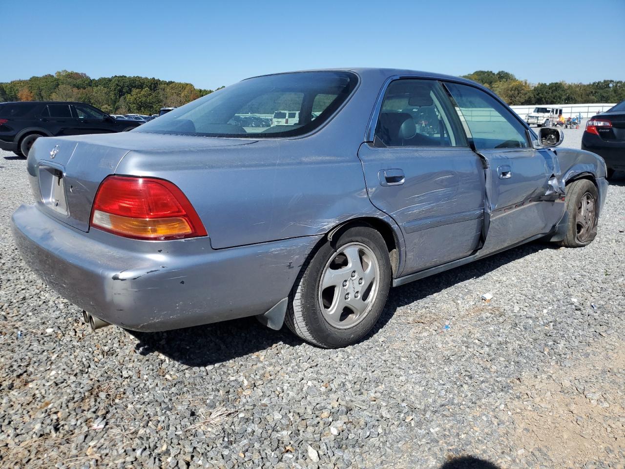 1998 Acura 3.2tl Silver vin: JH4UA3647WC009083
