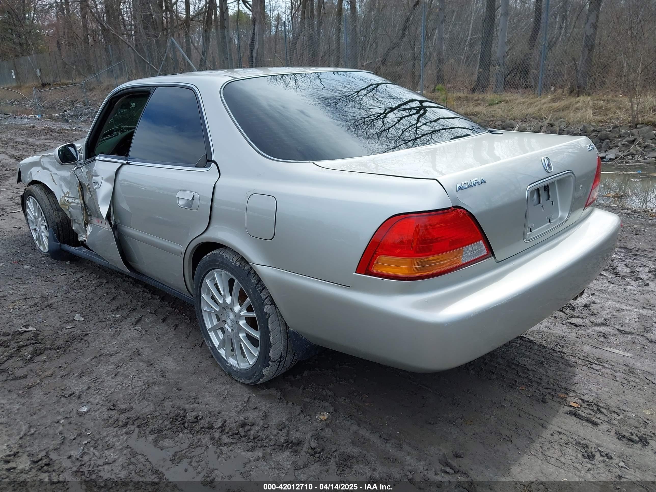 1998 Acura Tl 3.2 Gold vin: JH4UA3649WC010722