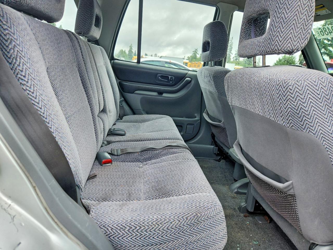 1998 Honda Cr-v Lx Silver vin: JHLRD1742WC033649