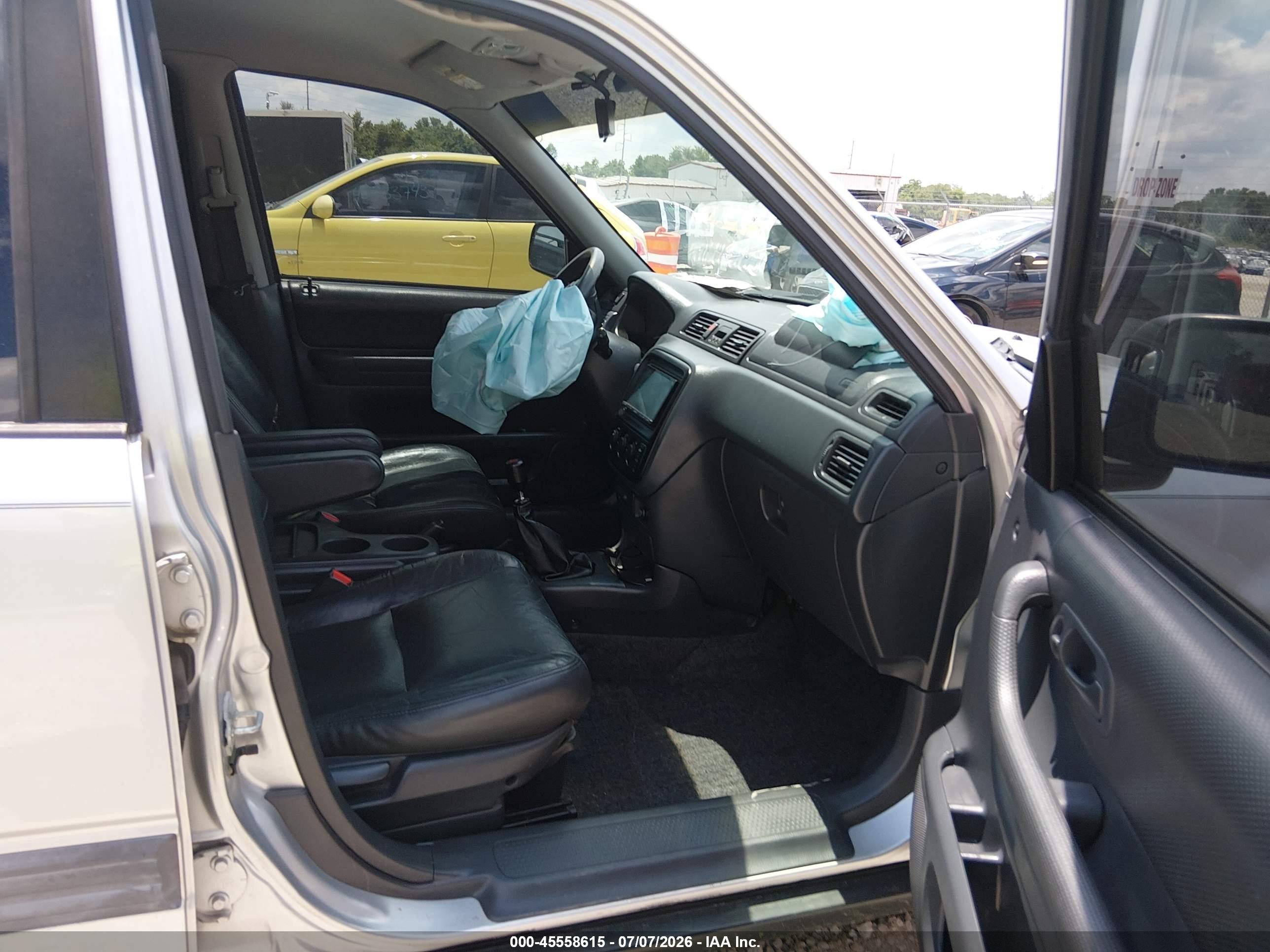 2000 Honda Cr-v Lx Silver vin: JHLRD1746YC020924